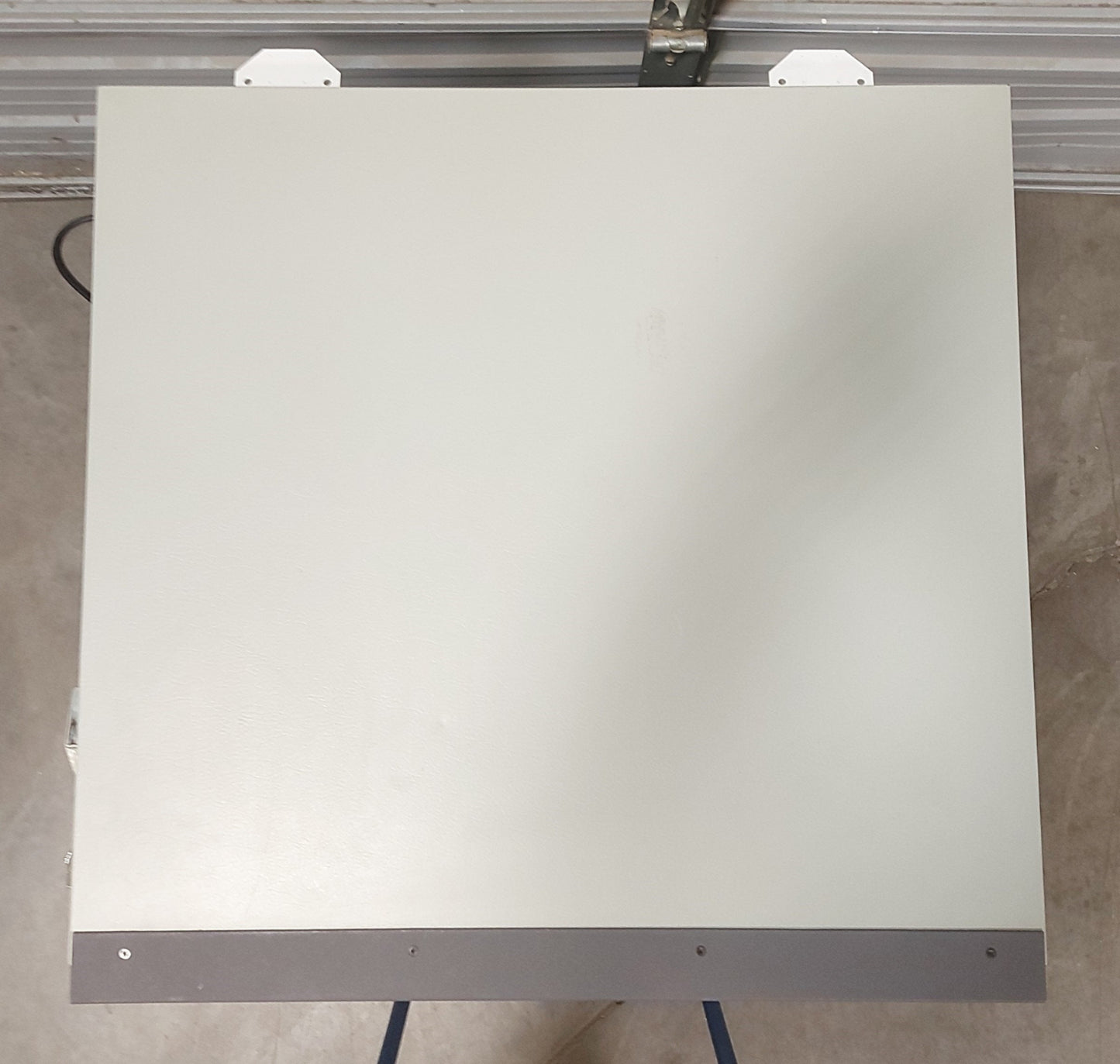 Used Thermo Scientific ULT-350-5-D32 Elite Chest Lab Freezer, -40℃, 3.1ft², 220VAC