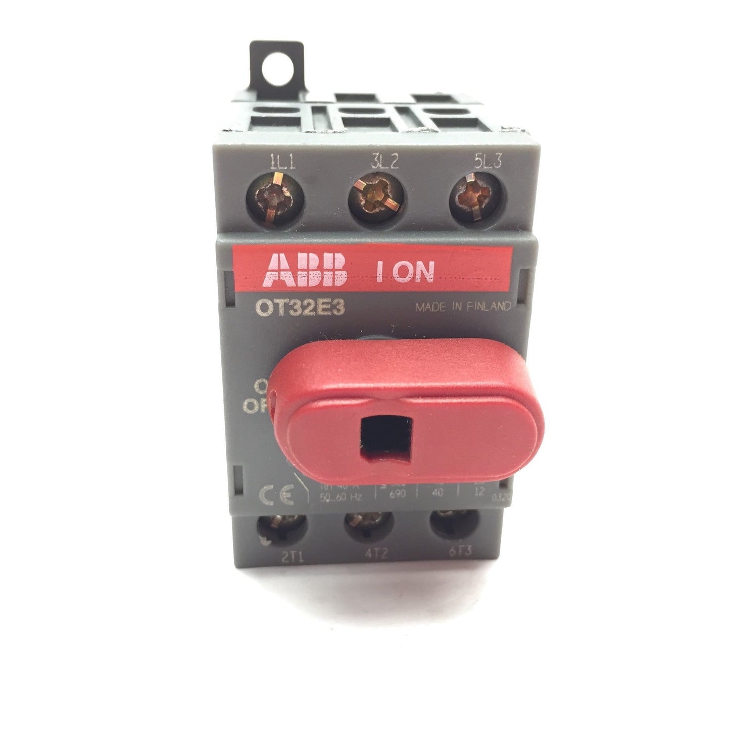 Used ABB OT32E3 Disconnect Switch 3-Pole Rating: 40A 600VAC DIN Rail Mount, Extension