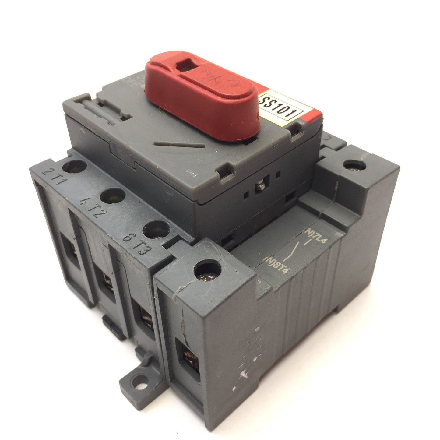 Used ABB OT63E3 Disconnect Switch 3-Pole Rating: 80A 600VAC, DIN Mount Screw Terminal