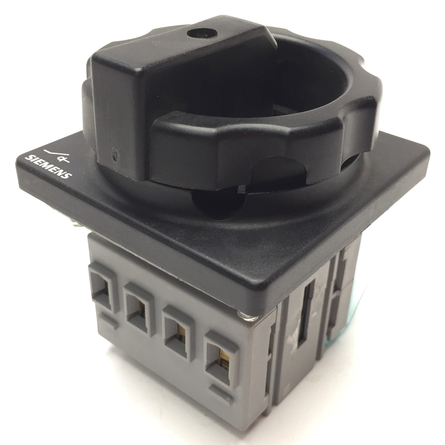 Used Siemens 3LD2003-0TK51 Disconnect Switch, 3-Pole, 2-Position On/Off, 16A 600VAC