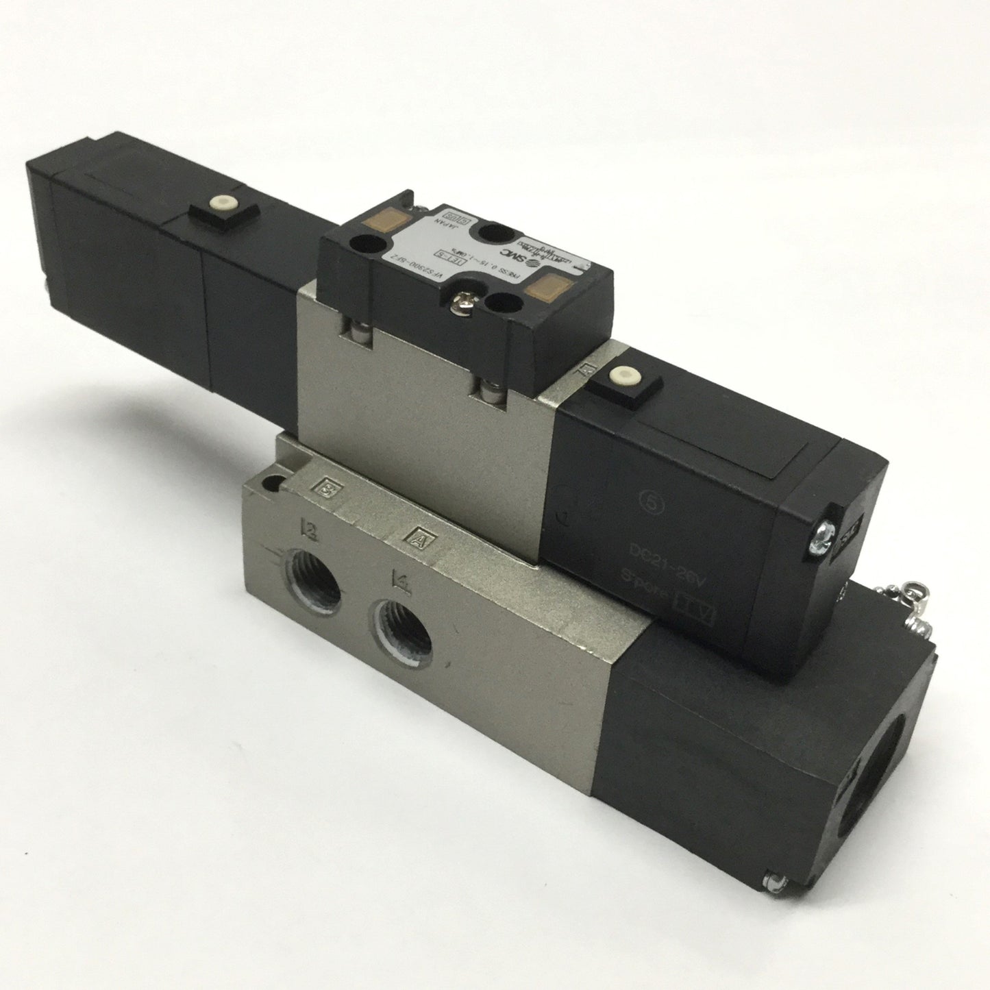 Used SMC VFS2300-5FZ Double Solenoid Valve, 5-Port 3-Position, 0.15-1MPa, 24VDC Coils