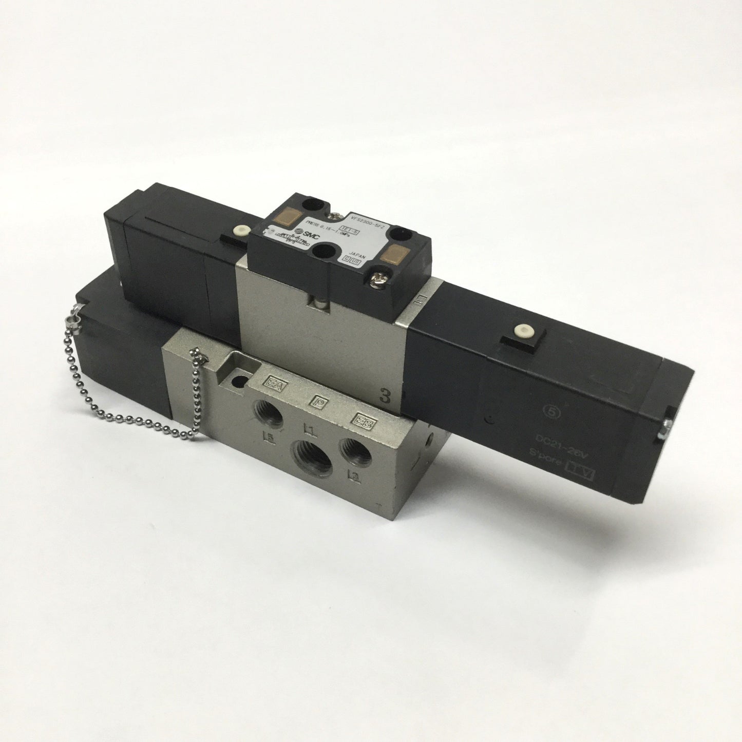 Used SMC VFS2300-5FZ Double Solenoid Valve, 5-Port 3-Position, 0.15-1MPa, 24VDC Coils