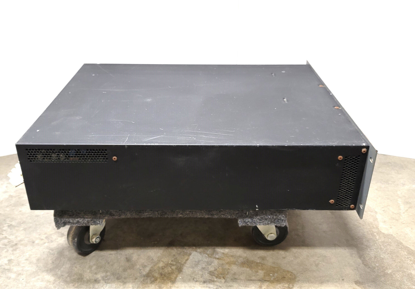 Used Advanced Energy 3152352-122 B MDX Pinnacle DC Magnetron Power Supply 8Kw 400VAC