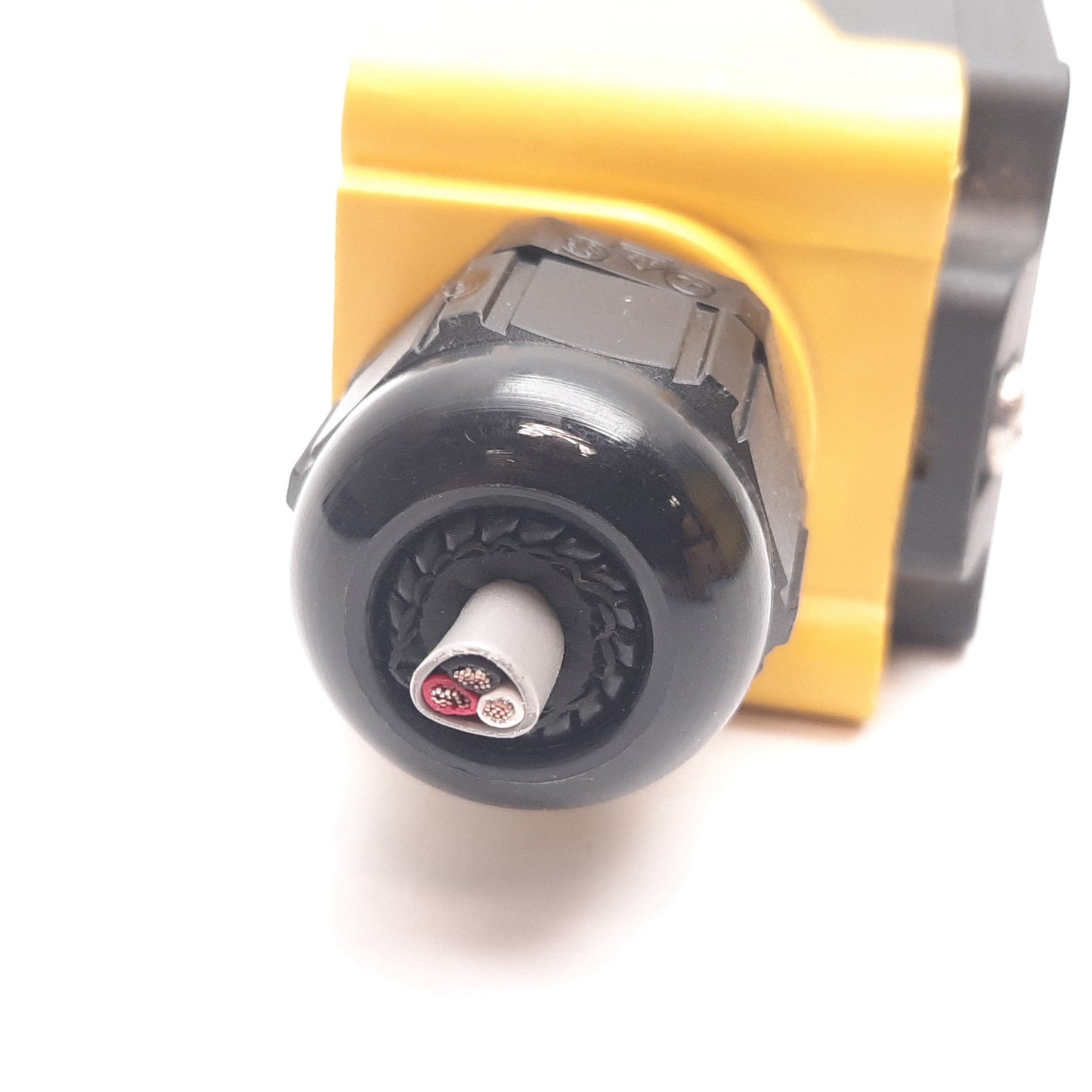 Used Turck Ni35-CP40-VP4X2 Inductive Proximity Sensor, 35mm, 10-65VDC, 200mA, PNP
