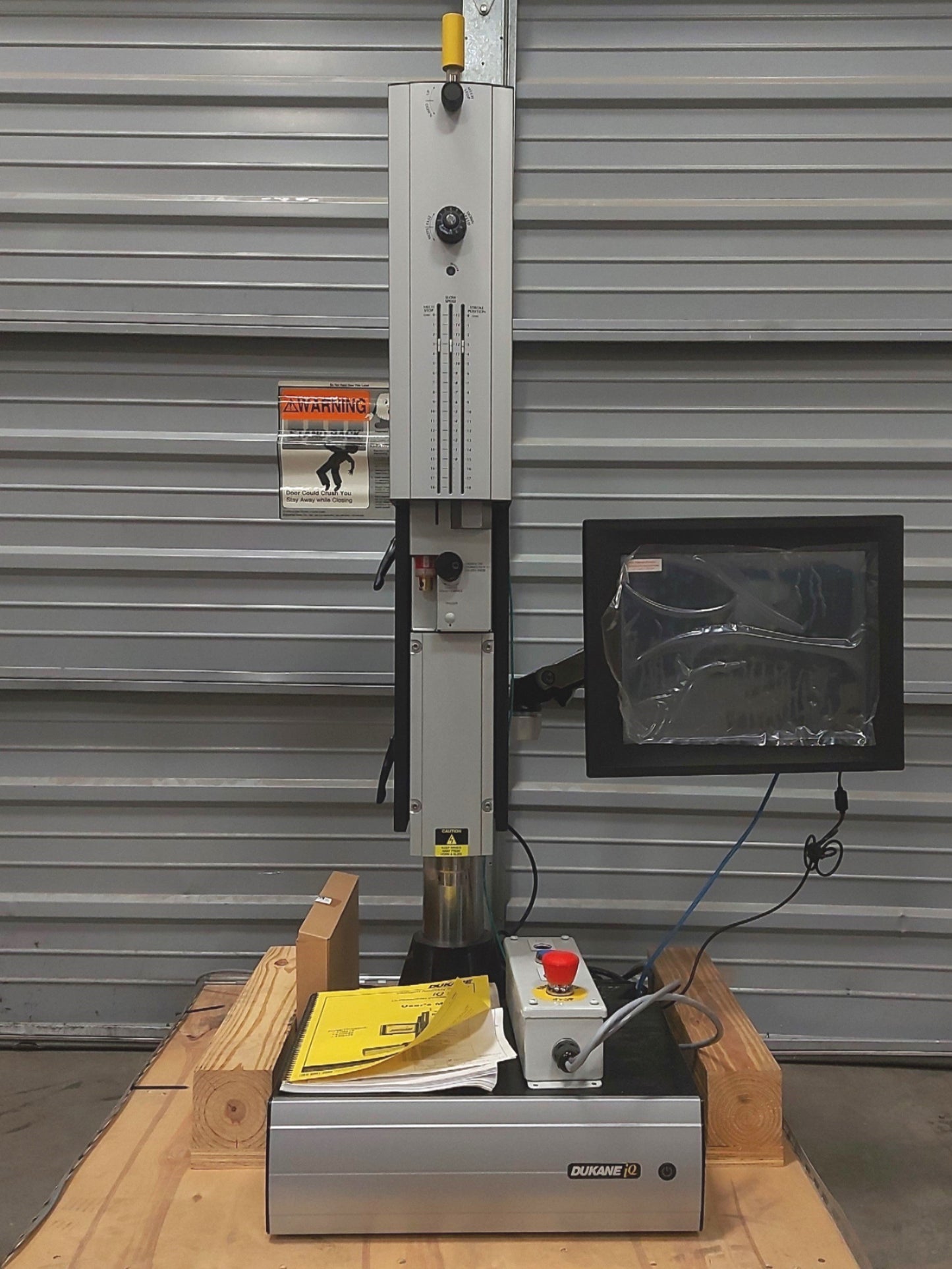 New – Open box Dukane 43Q220 IQ ES Ultrasonic Welder System 20kHz 1800W 7" 540lb Stroke 15" HMI