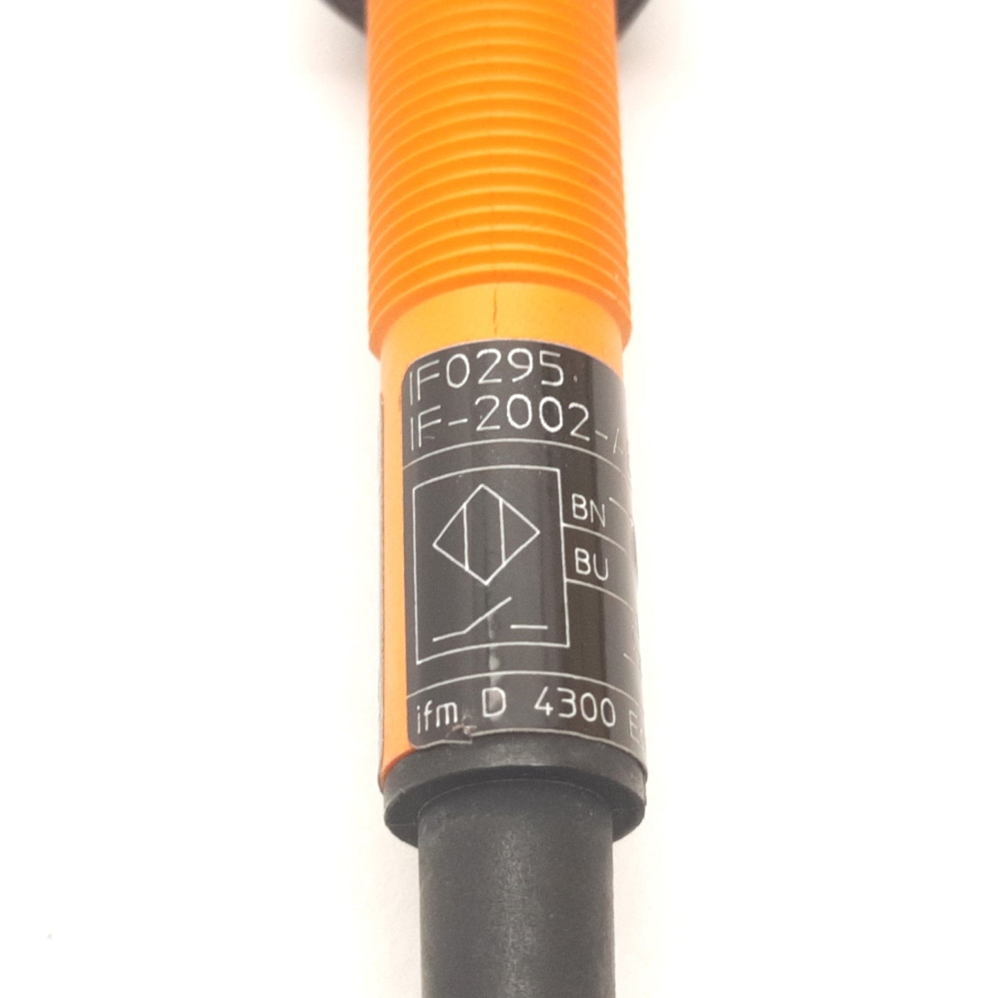 Used IFM IF0295 IF-2002-ABOW Efector Inductive Proximity Sensor, 2mm, 20-140VAC 250mA