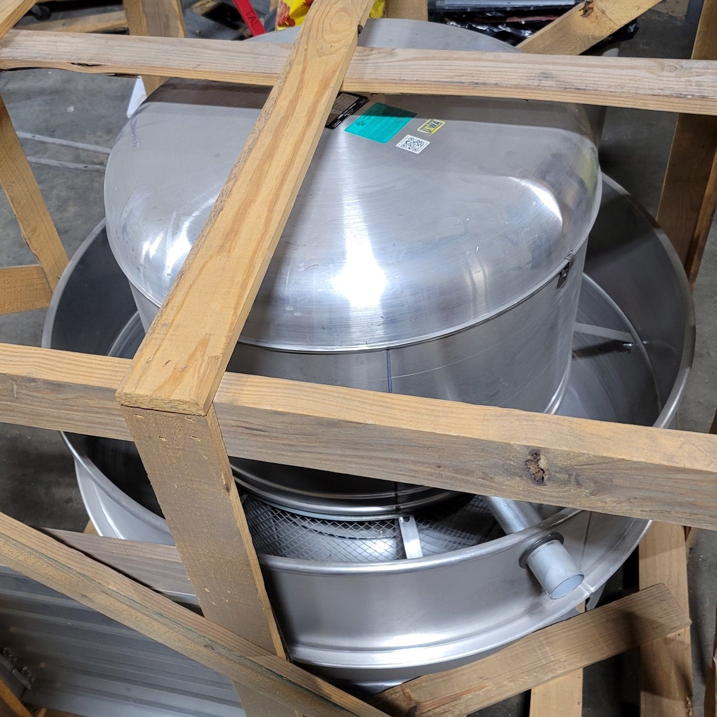 New – Open box Loren Cook 210W11D Wall Mount Centrifugal Exhaust Ventilator 5500CFM 460VAC 3-PH