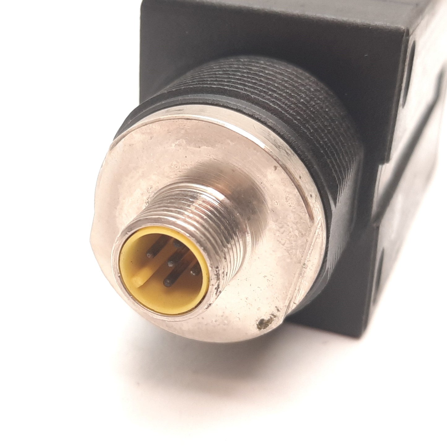 Used Allen Bradley 42GTGP-10000-QD Photoelectric Sensor, 51mm-2.7m, 10-30VDC, NPN