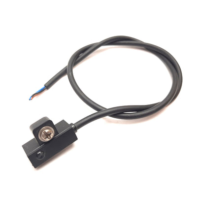 Used Parker SMC-1N Hall Effect Sensor Switch, NPN N/C, 6-30VDC 150mA, 12" 3-Wire