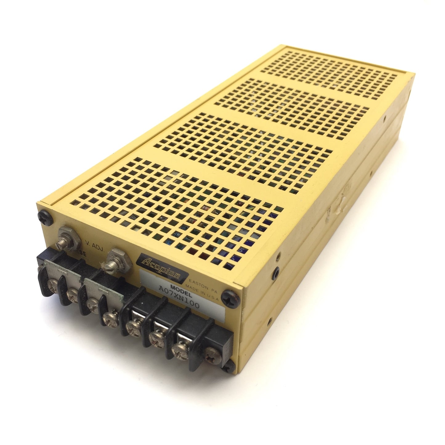 Used Acopian A07XN100 Ripple Power Supply, N8T Case, Input: 120VAC, Output: 0-7VDC 1A