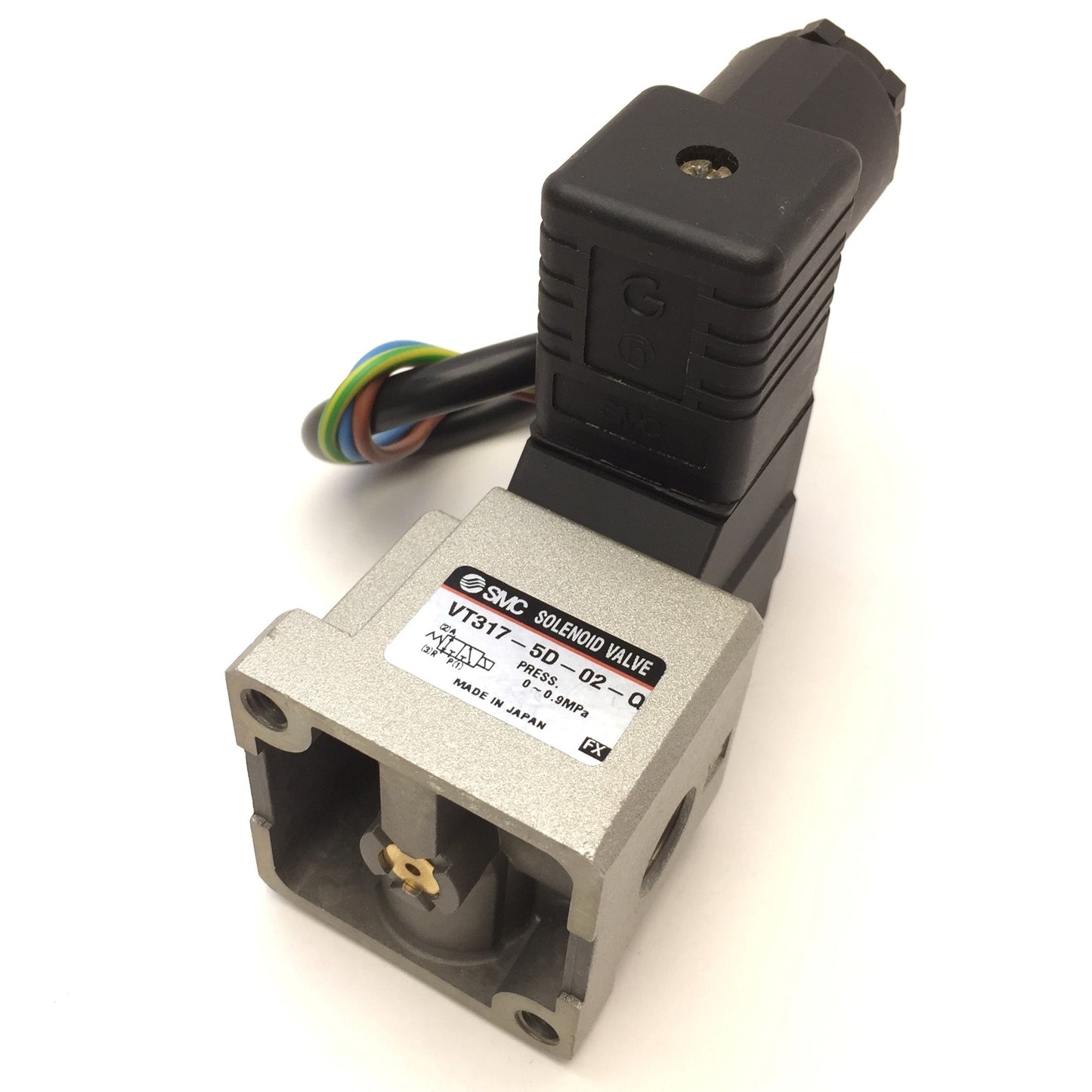 Used SMC VT317-5D-02-Q 3-Port Direct Operated Poppet Solenoid Valve, 24VDC, 1/4" NPT