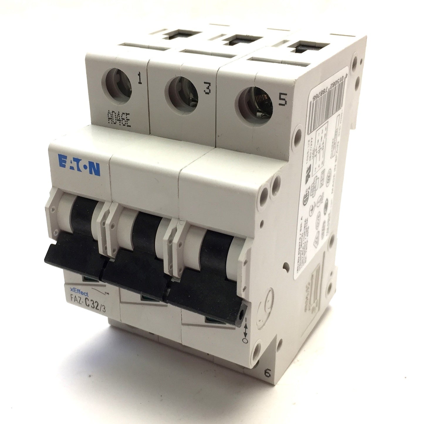 New – Open box Eaton FAZC32/3 Miniature Circuit Breaker C-Curve 277/480VAC 3-Pole 32A DIN Mount