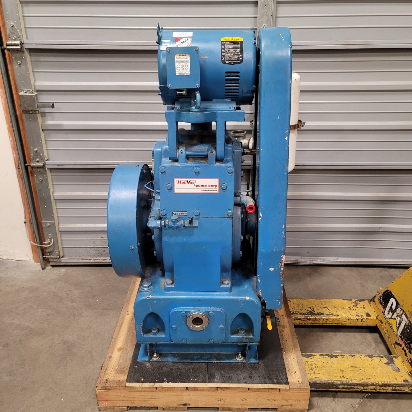 Used Hull Vac HS-110 Single-Stage Rotary Piston Vacuum Pump 110CFM 208-230/460VAC 3ph