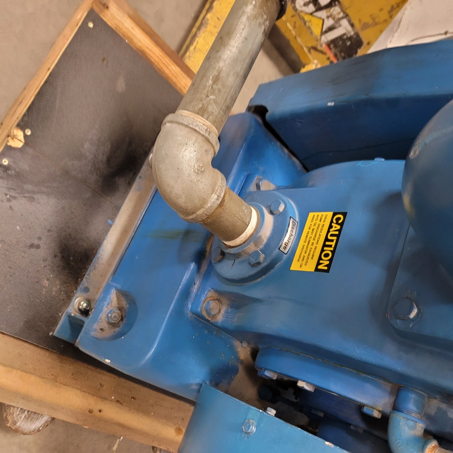Used Hull Vac HS-110 Single-Stage Rotary Piston Vacuum Pump 110CFM 208-230/460VAC 3ph