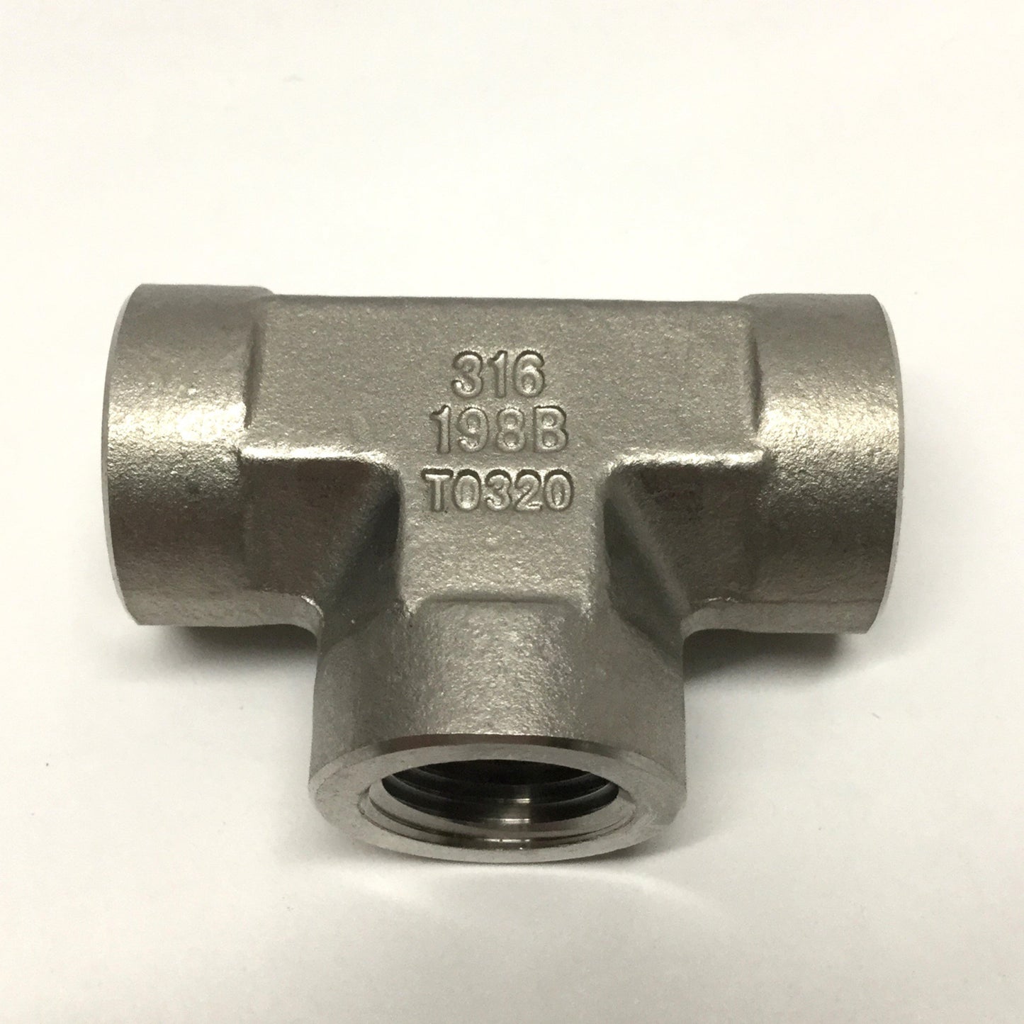 New – Open box Parker 6-6-6 FT-SS Pipe Union Tee 3/8" NPT Female Fitting Stainless Steel 316