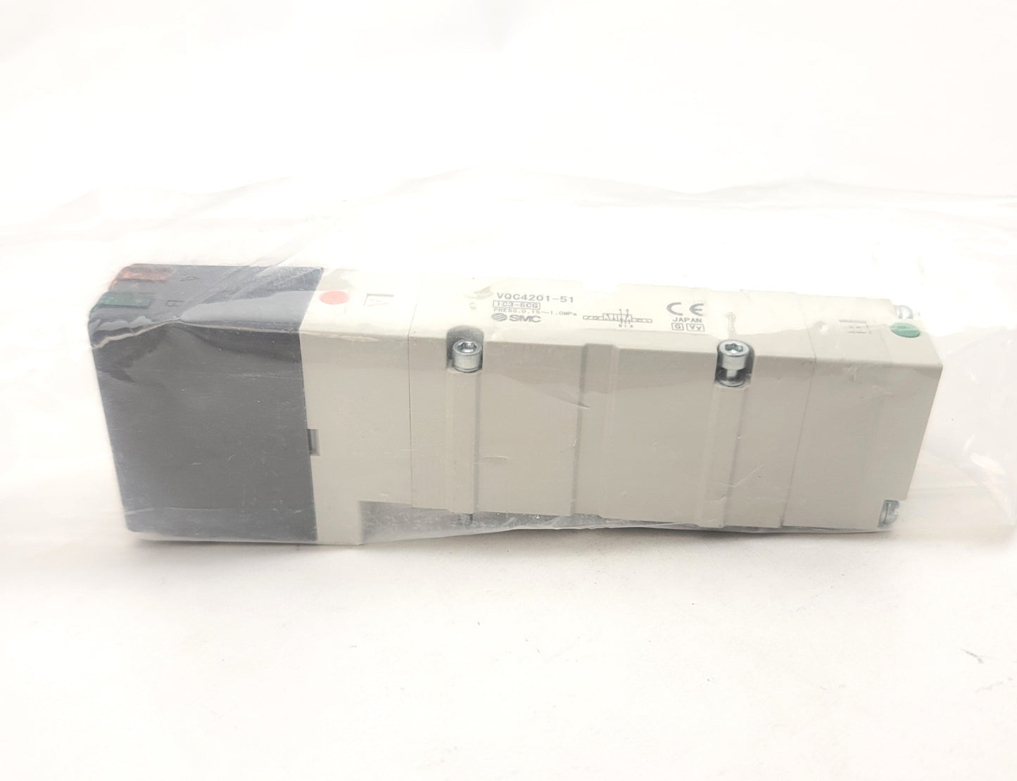 Used SMC VQC4201-51 5-Port Plug-In 2-Position Double Solenoid Valve 24VDC, 0.15-1MPa