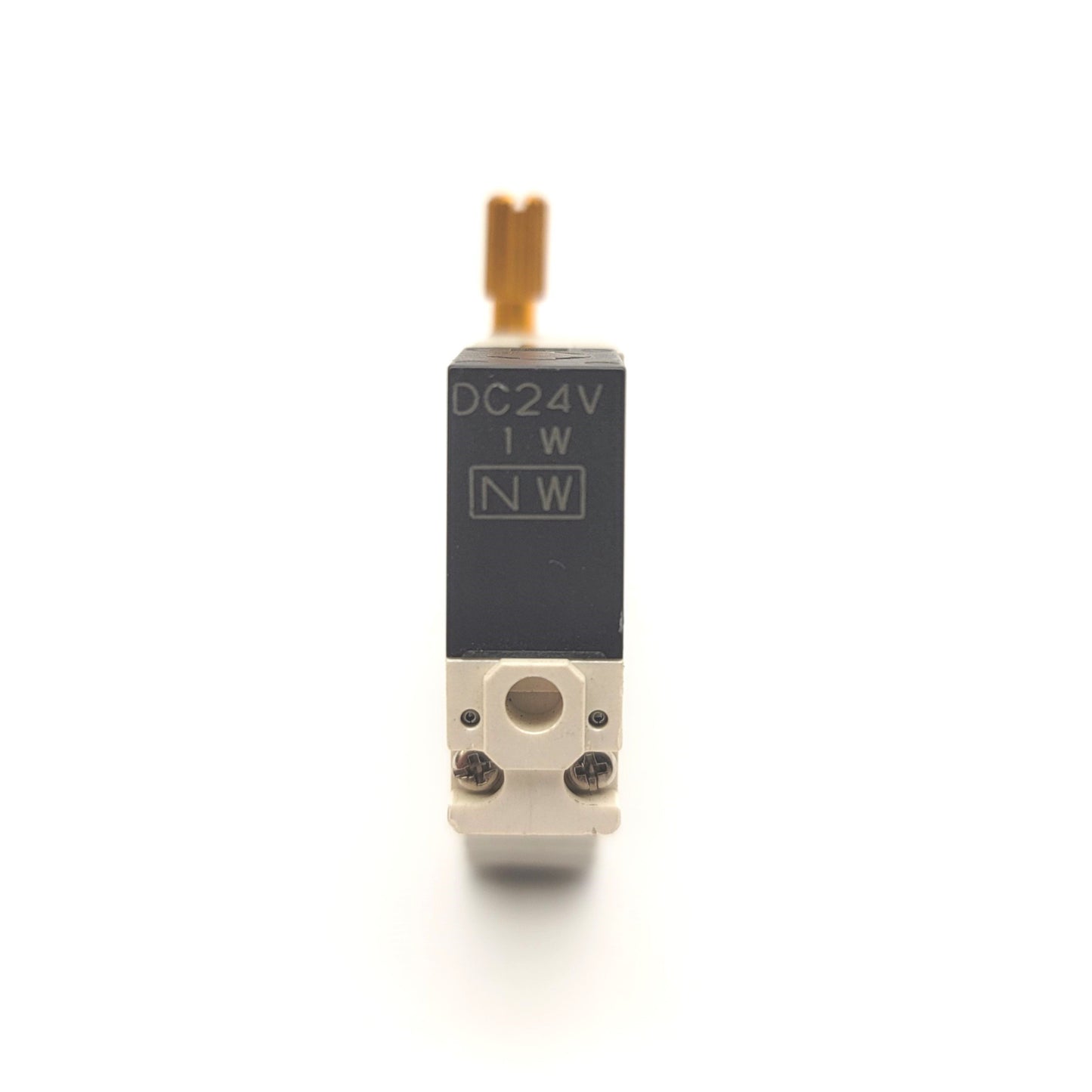 Used SMC VQ1101-5C Plug-In 2-Position Single Solenoid Valve, 24VDC, 0.16-0.7MPa