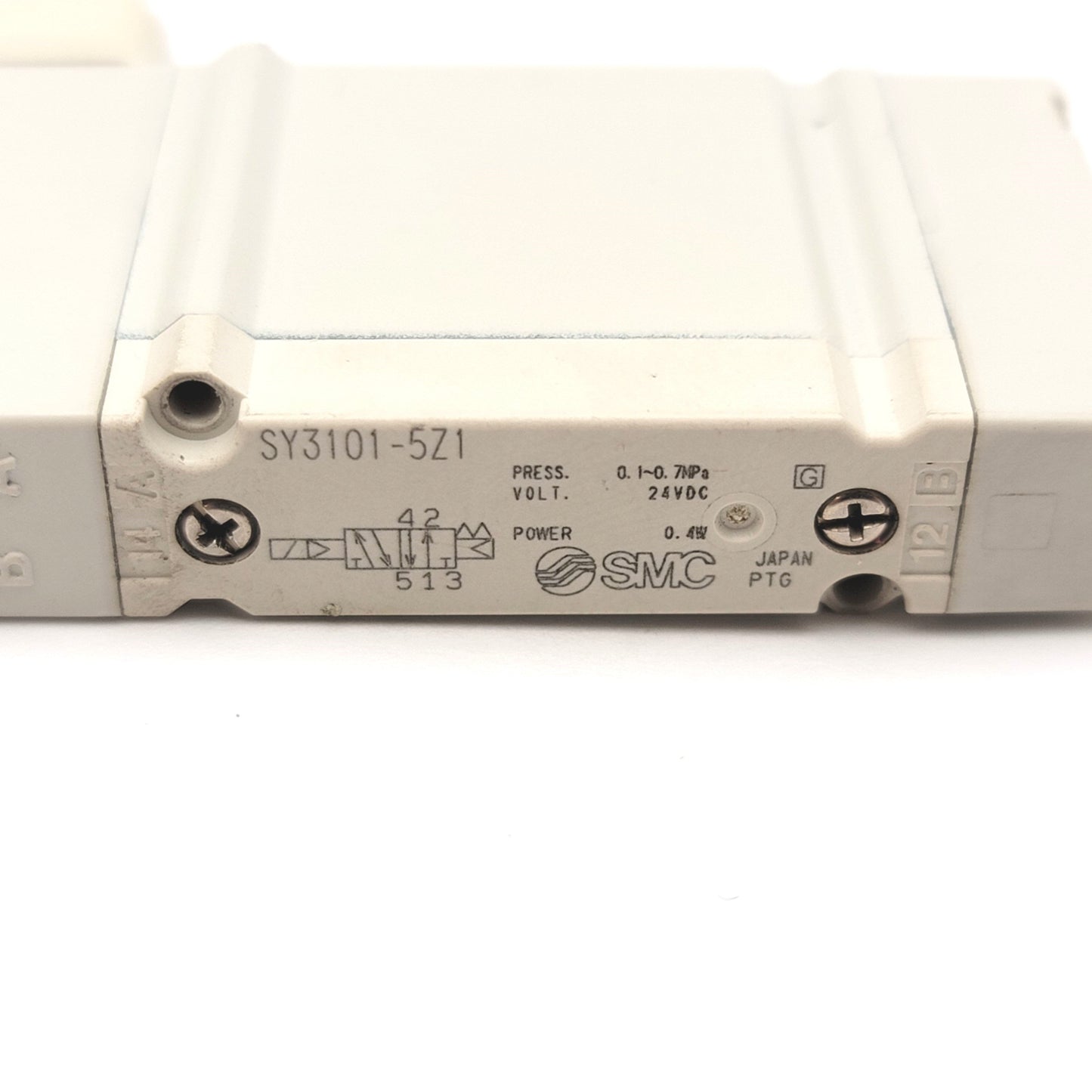 New – Open box SMC SY3101-5Z1 5-Port 2-Position Single Solenoid Valve 24VDC Coil, 0.1-0.7MPa