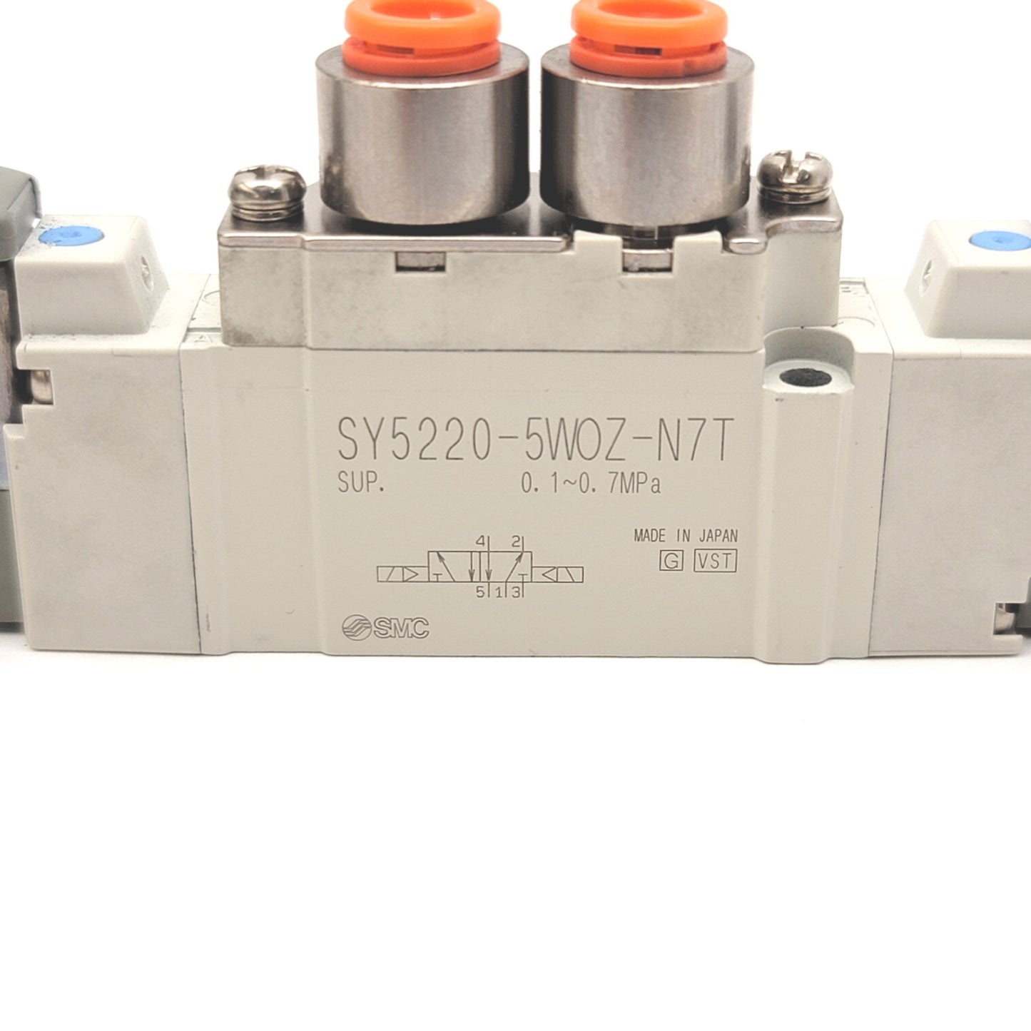 Used SMC SY5220-5WOZ-N7T Body Ported 2-Position Double Solenoid Valve 24VDC, 0.7MPa