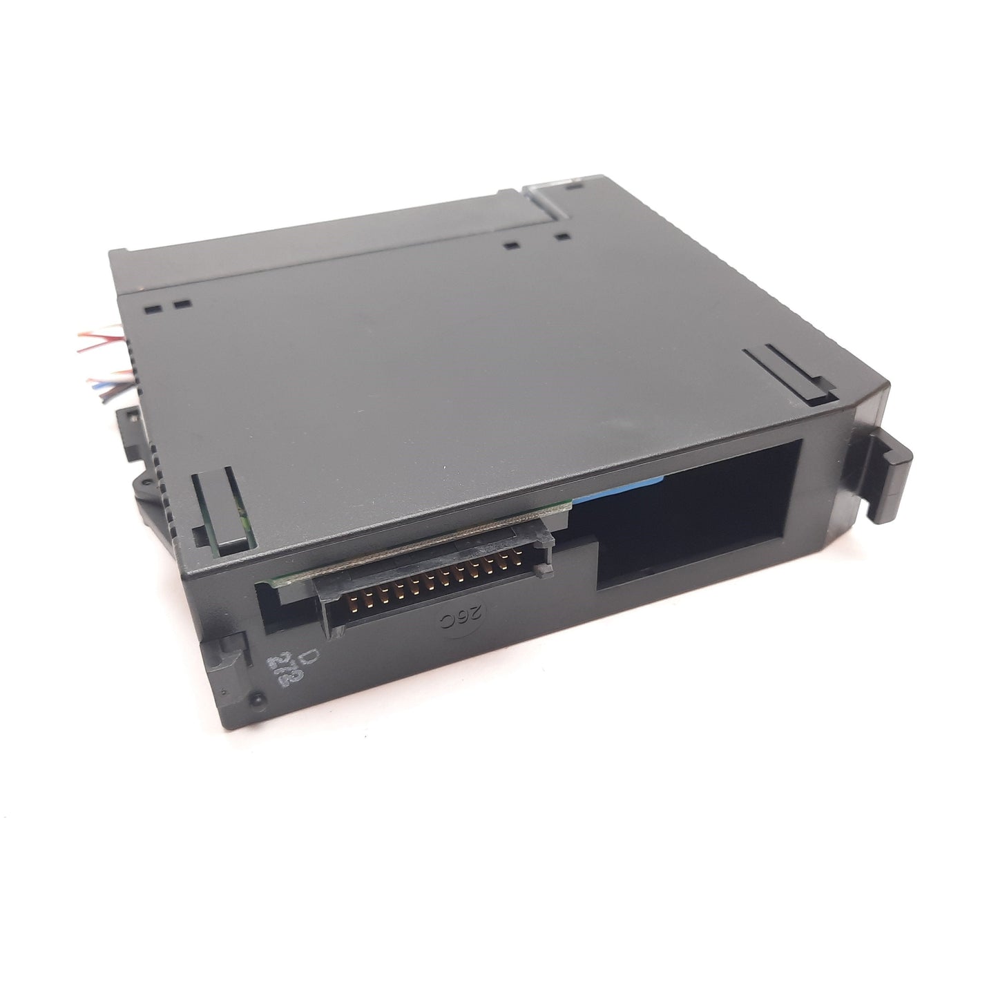 Used GE Fanuc IC693MDL740F PLC Output Module, 16-Point, 12/24VDC 0.5A, Positive Logic