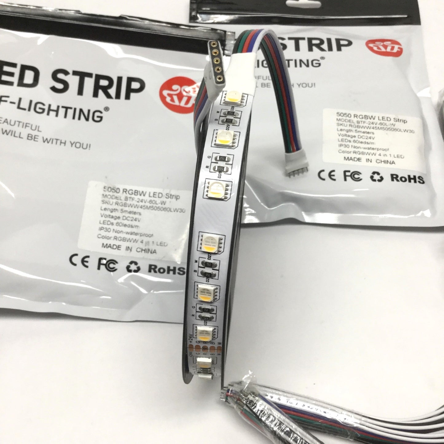 New – Open box BTF-Lighting 24V-60ZL-W Smart LED Strip Kit Red Green Blue White 5m w/Controller