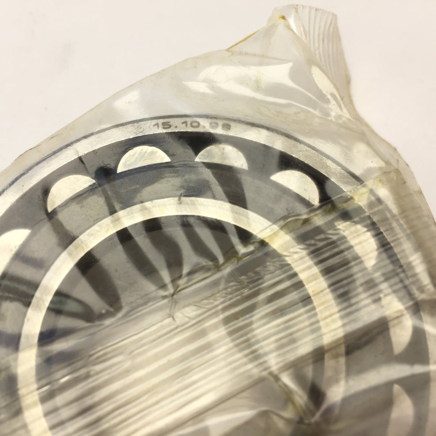 New – Open box SNR 22206 EA 833 J30 Spherical Roller Bearing, Double Row ID: 30, OD:62, W: 20mm