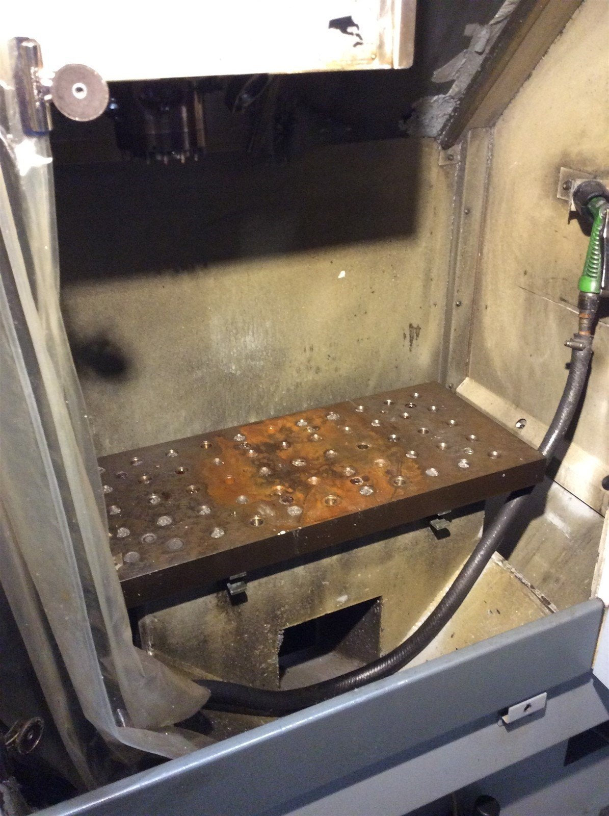 Used Chiron FZ08S Vertical Mill Machine Center VMC X-Y-Z w/Fanuc CNC FilterMist