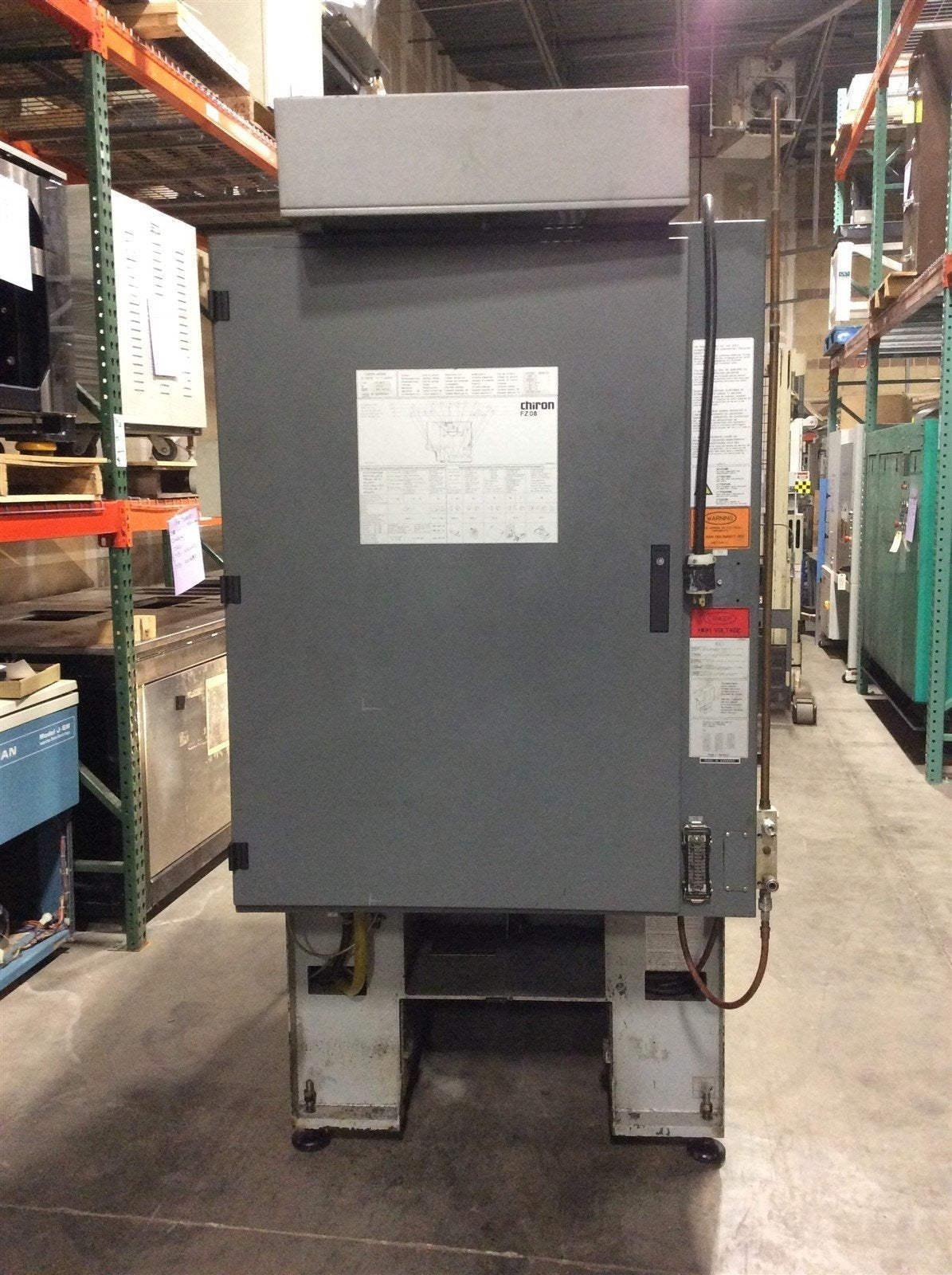 Used Chiron FZ08S Vertical Mill Machine Center VMC X-Y-Z w/Fanuc CNC FilterMist