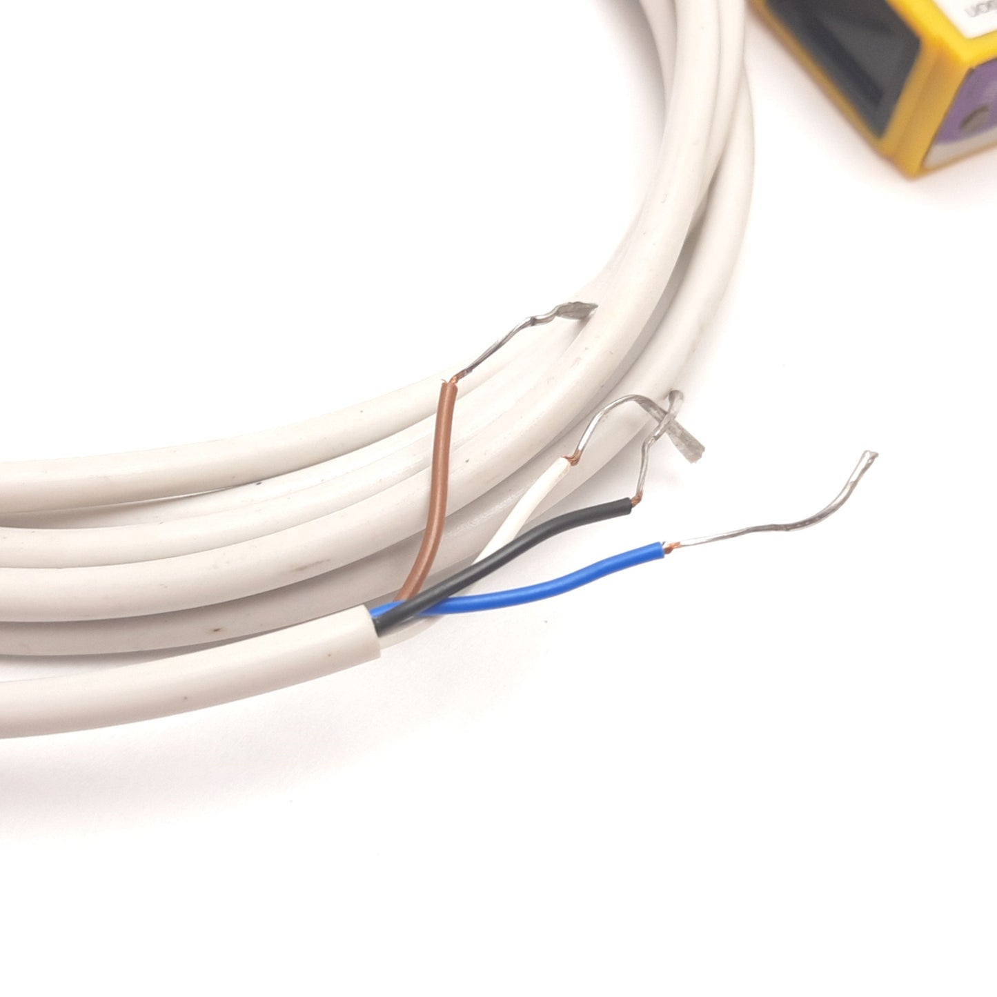 Used Automation Direct QX3-A0-2A Photoelectric Sensor, 300mm, 10.8-30VDC, PNP NPN