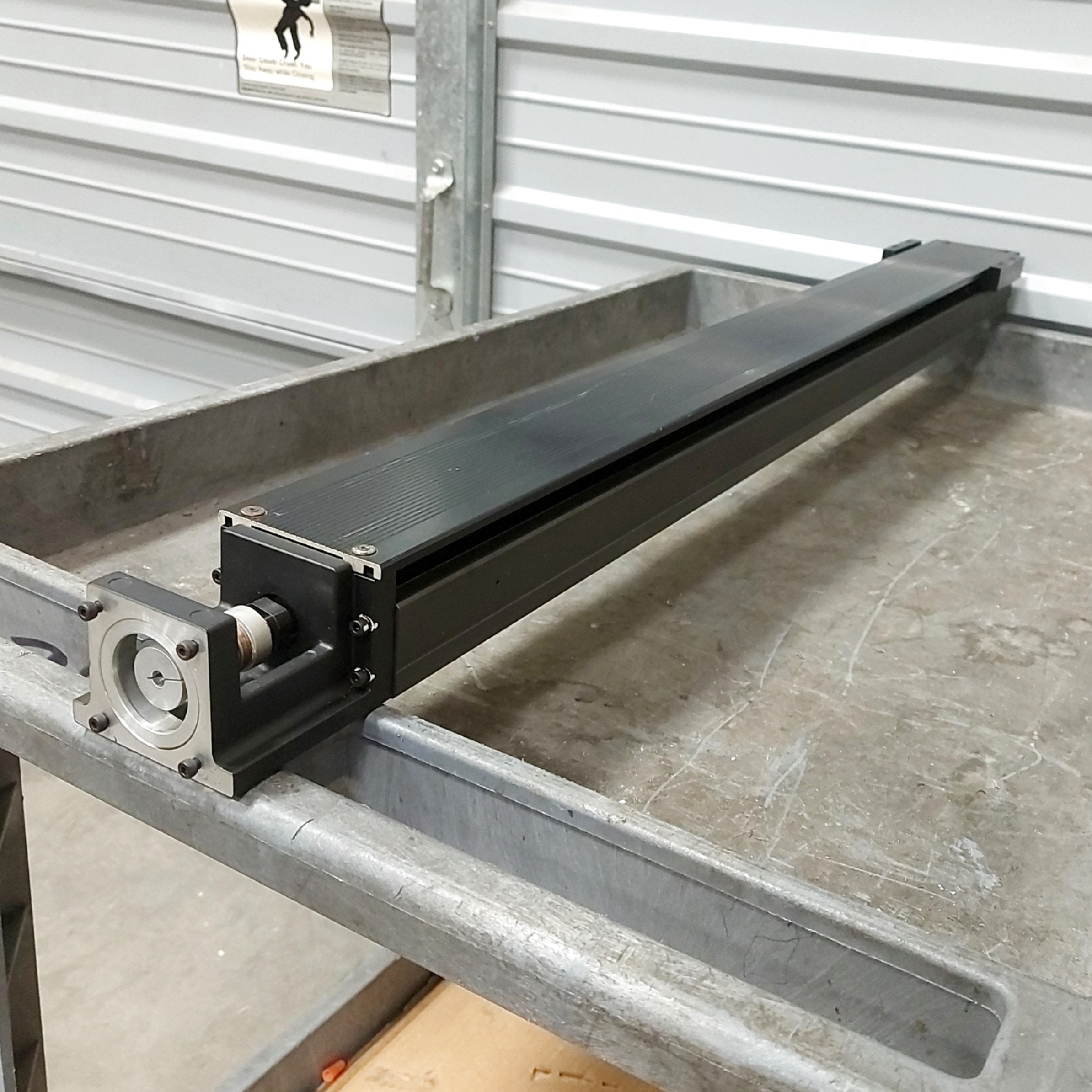 Linear Positioner Machine THK KR4620A-0790 Guided Linear Positioner 790mm Travel 20mm Lead NEMA ...