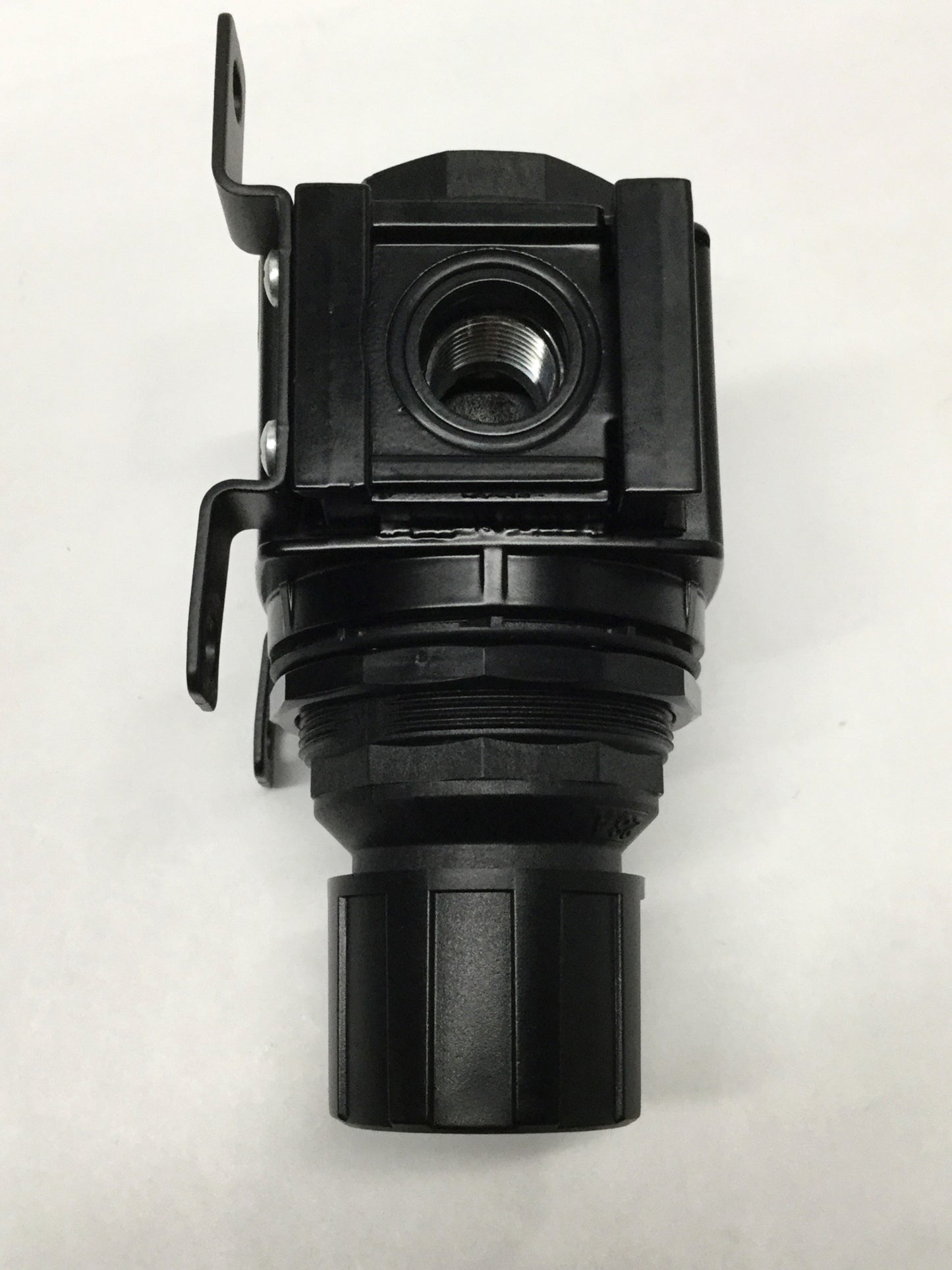 Used Wilkerson R28-04-F000 Pressure Regulator 300psi Max Inlet, 0-125psi Out, 1/2"NPT