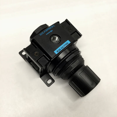 Used Wilkerson R28-04-F000 Pressure Regulator 300psi Max Inlet, 0-125psi Out, 1/2"NPT