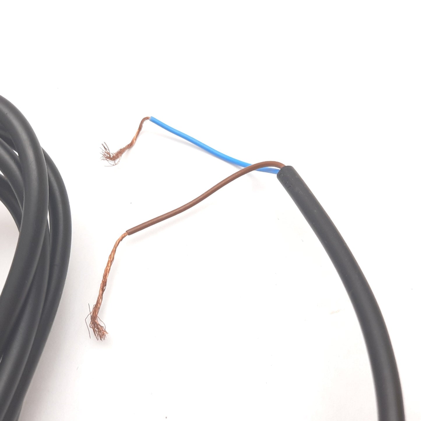 Used Telemecanique XUB-H0430 Photoelectric Sensor, 12-24VDC, M18, 2-Wire