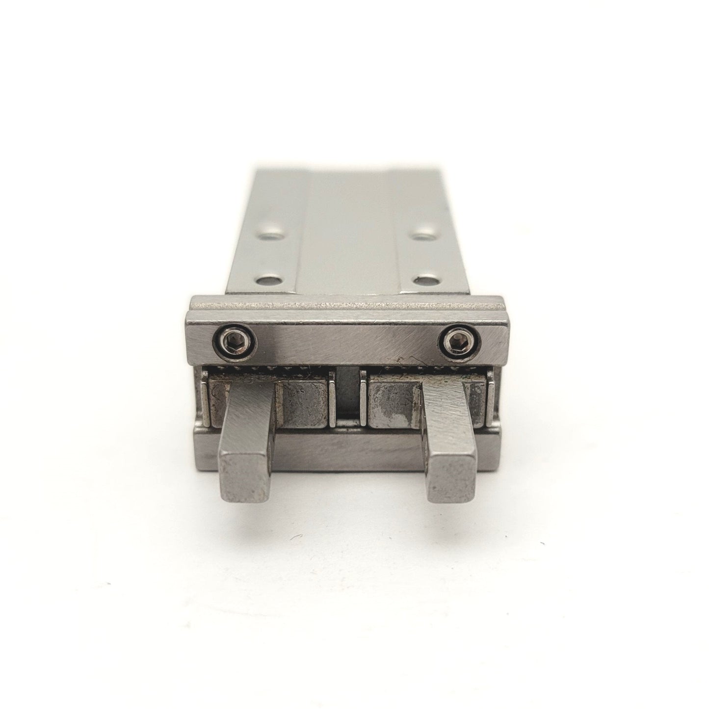 Used SMC MHZ2-10D 2-Jaw Parallel Pneumatic Gripper Bore: 10mm Stroke: 4mm, 0.2-0.7MPa
