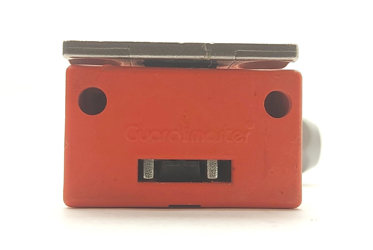 Used Allen Bradley 440K-T11089 Guardmaster Trojan 5 Safety Switch, 2NC 1NO Aux, w/Key