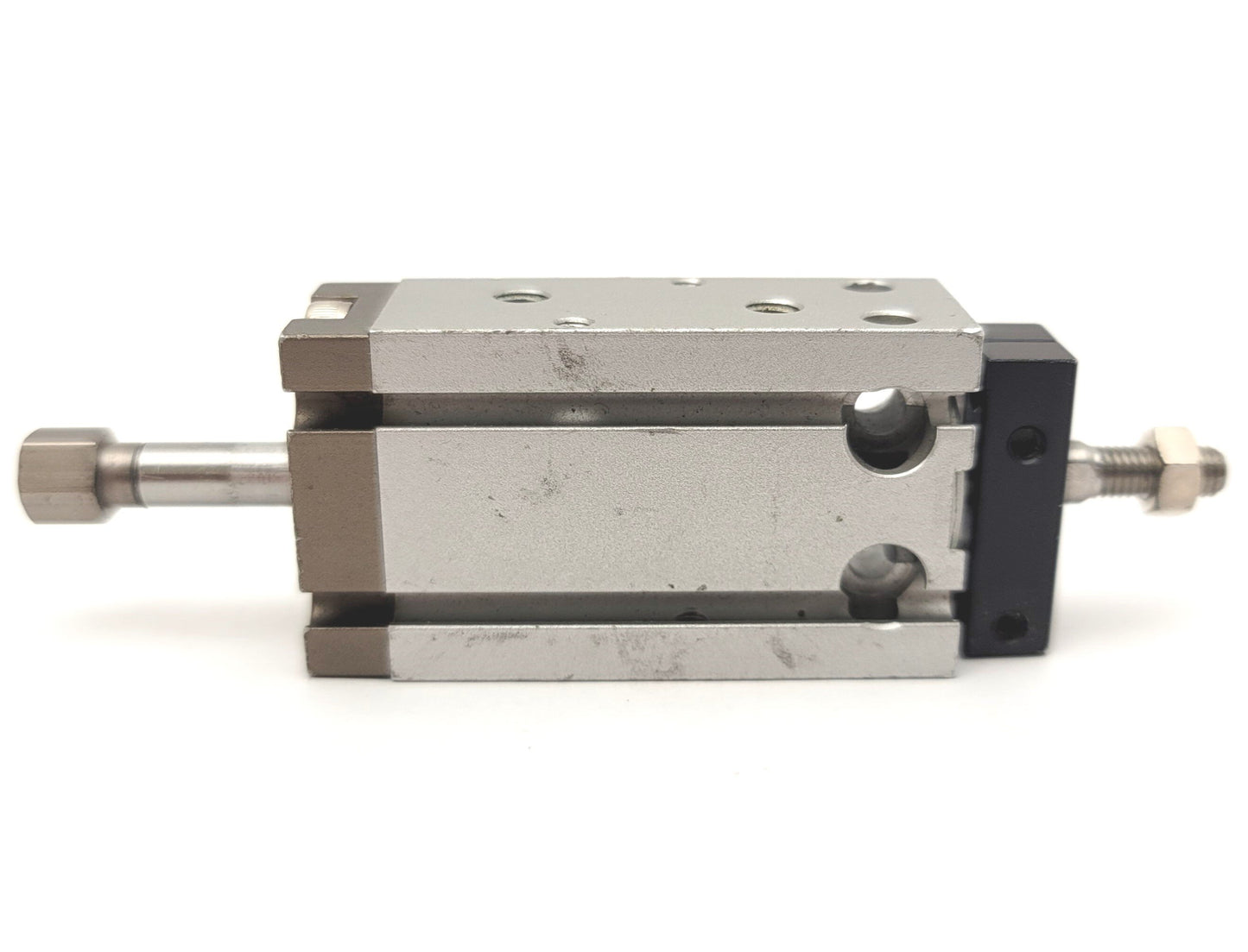 Used SMC ZCDUKQ10-10D Free Mount Cylinder For Vacuum Bore: 10mm, Stroke: 10mm, 0.7MPa