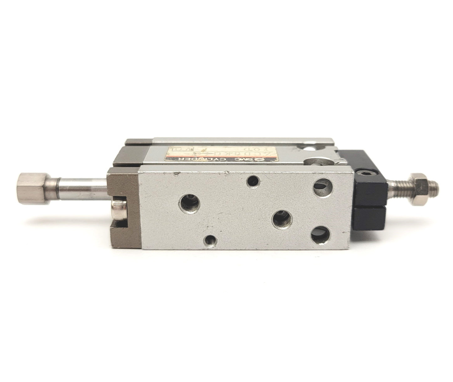 Used SMC ZCDUKQ10-10D Free Mount Cylinder For Vacuum Bore: 10mm, Stroke: 10mm, 0.7MPa