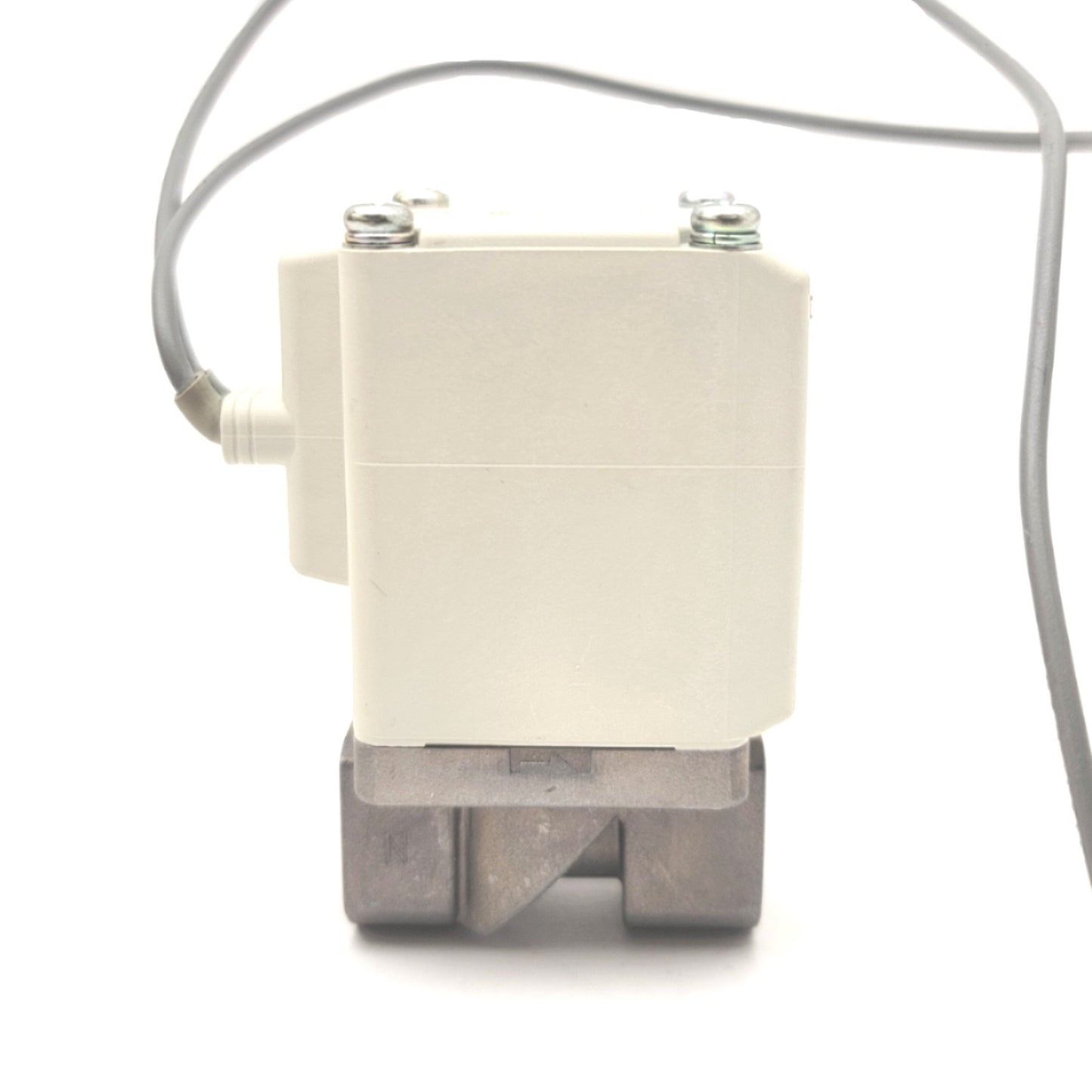 Used SMC VX230BCB Direct Operated Solenoid Valve 110VAC, 1/4"NPT, 8mm Orifice, 0.3MPa