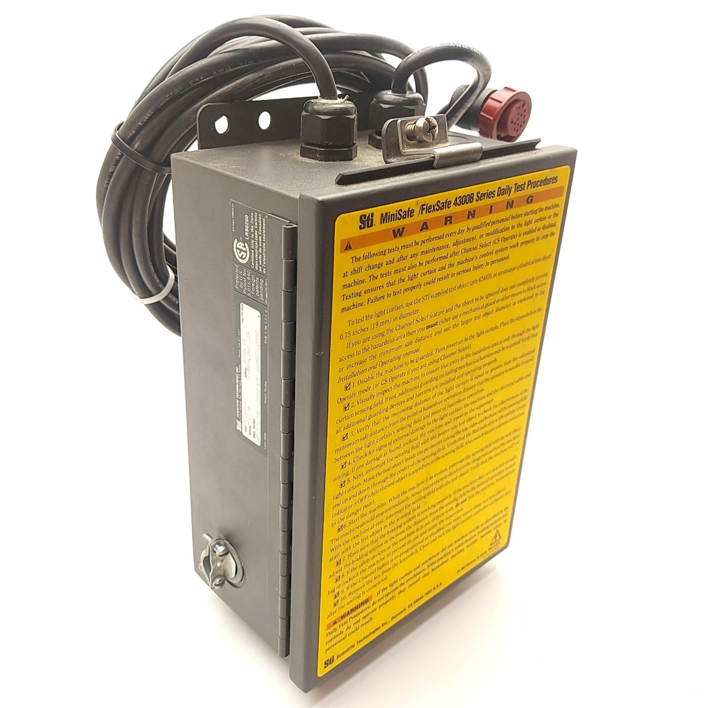 Used STI 43268-01 MS4304B MiniSafe Light Curtain Controller 2x NO Contacts 120VAC
