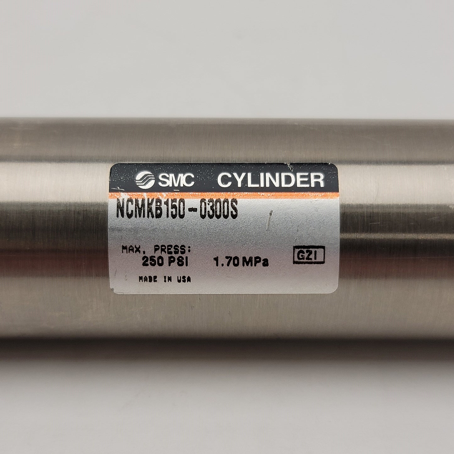 New SMC NCMKB150-0300S Spring Return Round Body Cylinder Bore 1.5" Stroke 2" 250psi