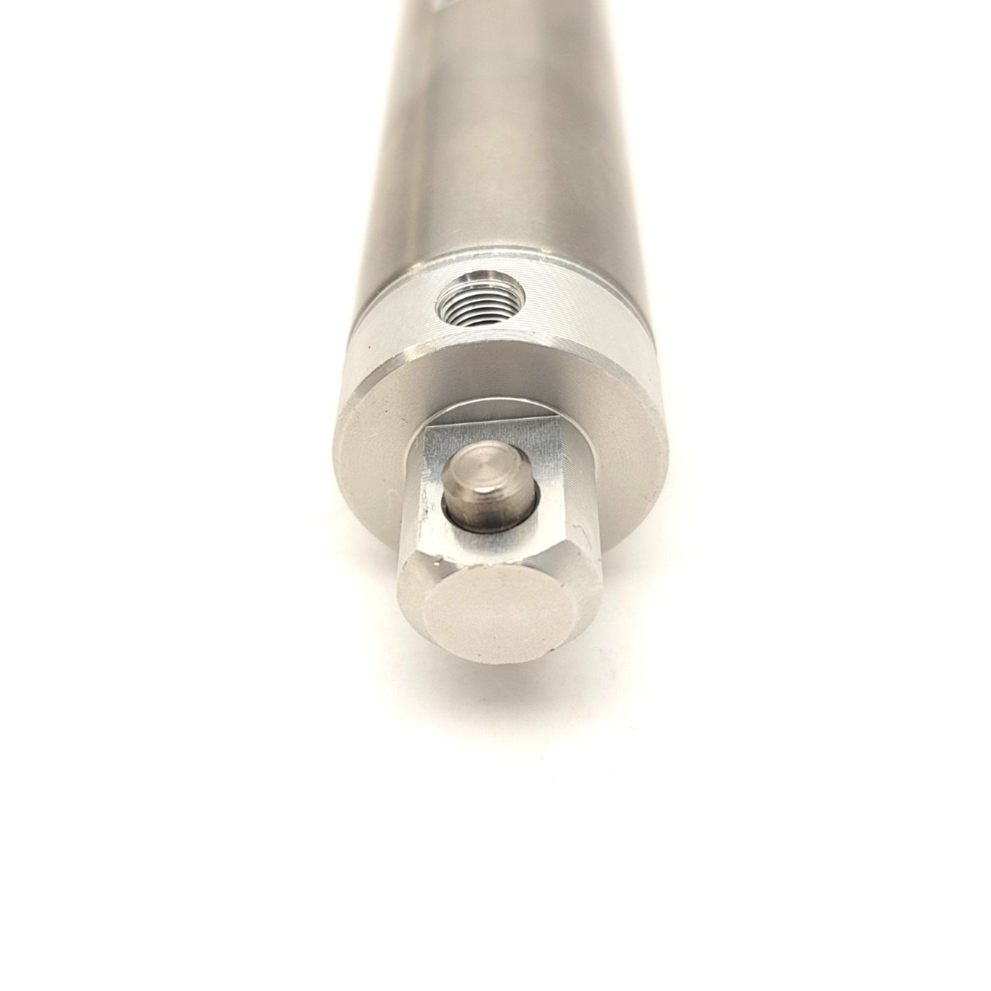 New – Open box SMC NCMC150-0600 Rear Pivot Round Body Cylinder Bore: 1.5", Stroke: 6", 8-250psi