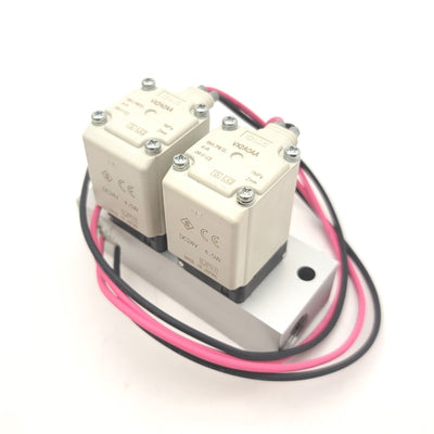 New – Open box Bank Of 2 SMC VX2A0AA Solenoid Valves On SMC VVX210A02B Manifold, 24VDC, 1MPa