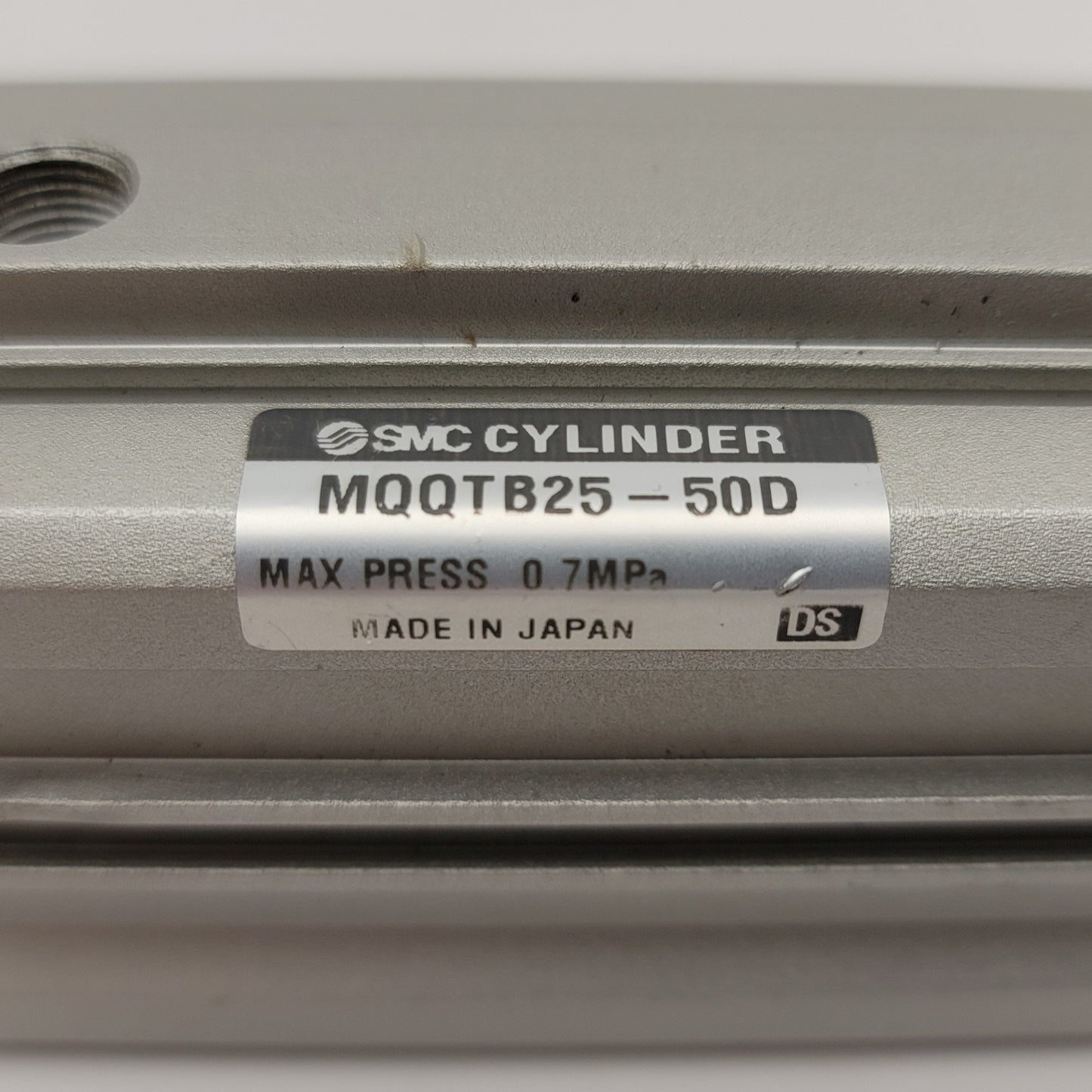Used SMC MQQTB25-50D Compact Low Friction Cylinder Bore: 25mm, Stroke: 50mm, 1/8Rc