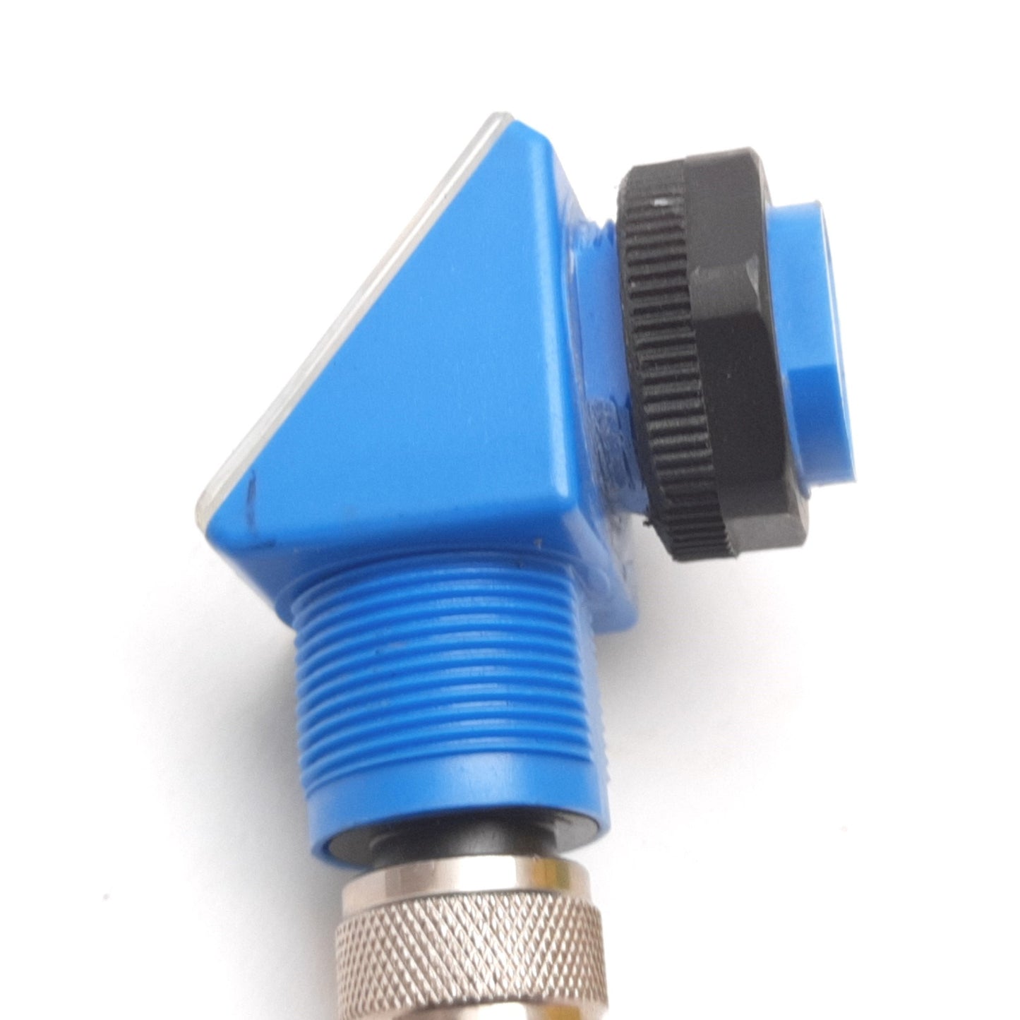 Used Sick EL1-F124 Photoelectric Sensor, 4m, 10-30VDC, PNP Output, 4-Pin M12