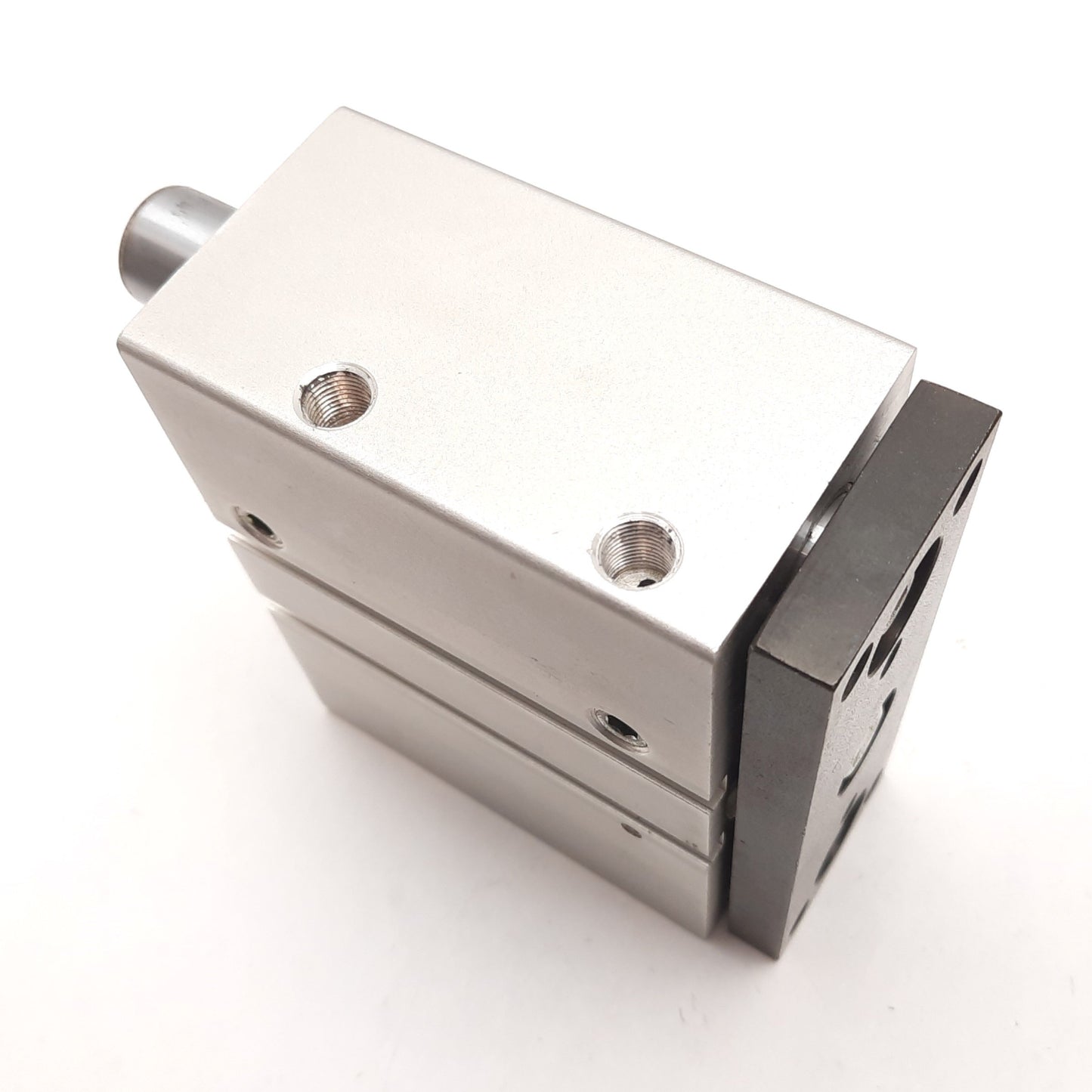 Used Pneumatic Guided Cylinder Double Acting, Bore: 1.5", Stroke: 2", Ports: 1/8" NPT