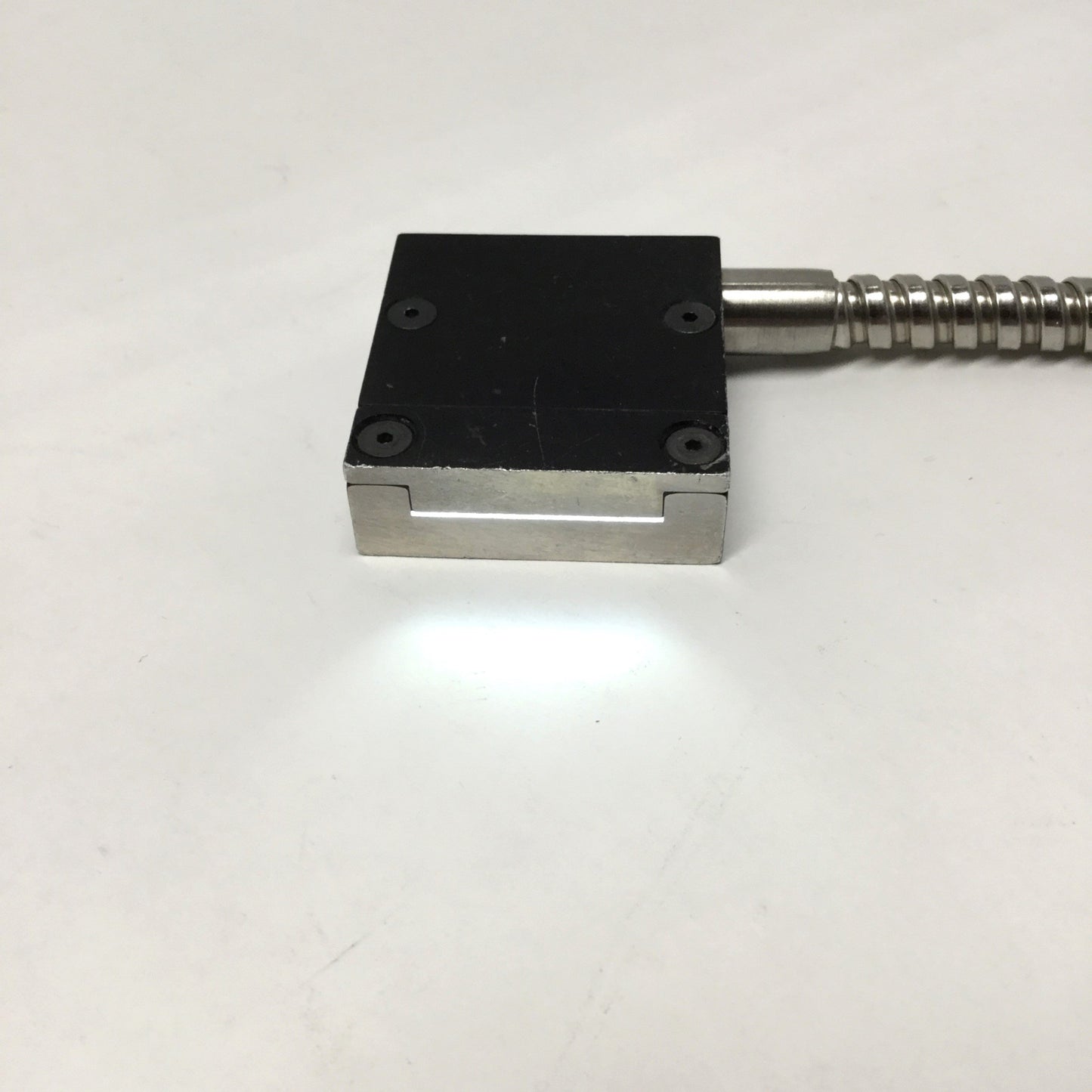 Used Machine Vision Fiber Optic Line Scan Light Guide 1" Slit, 24" Long, Ø1/4" Input