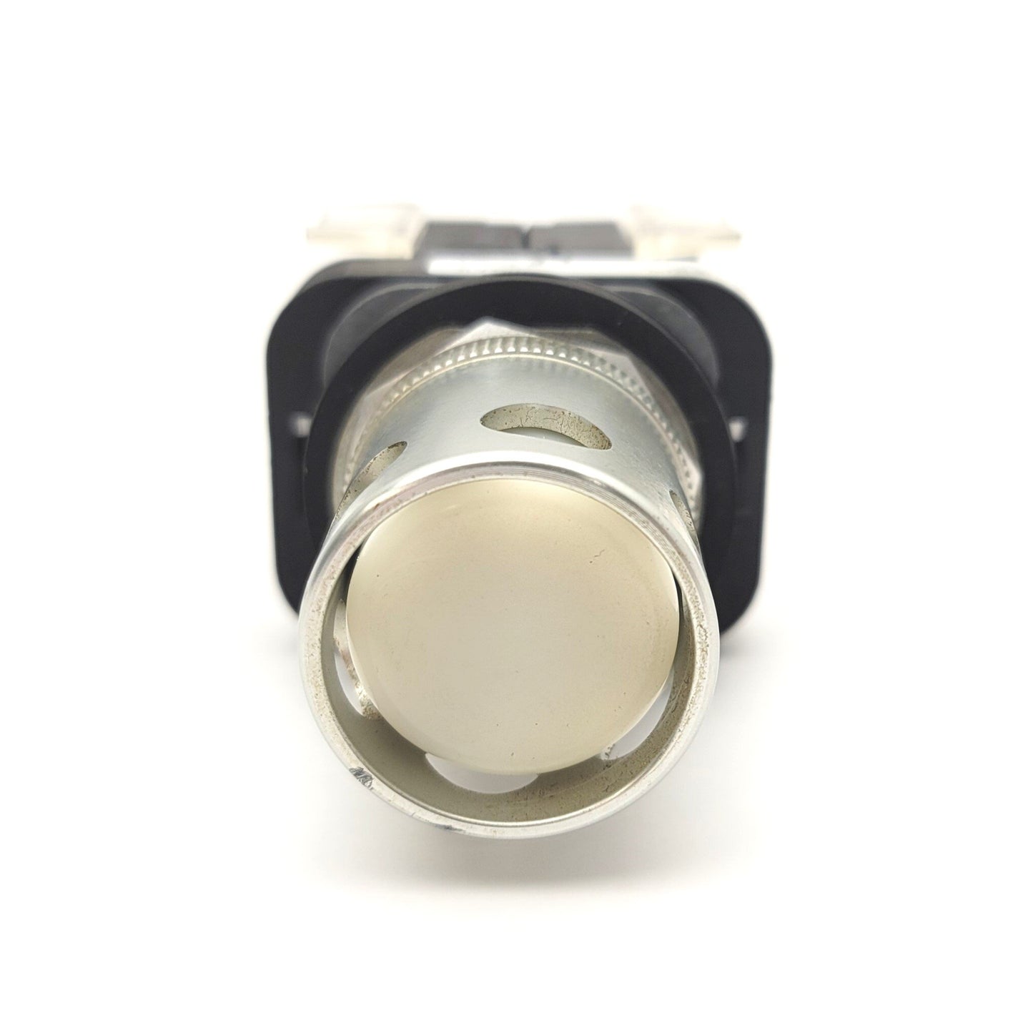 Used Allen Bradley 800T-QAH24W Illuminated White Shielded Push Button 24VDC, 600V