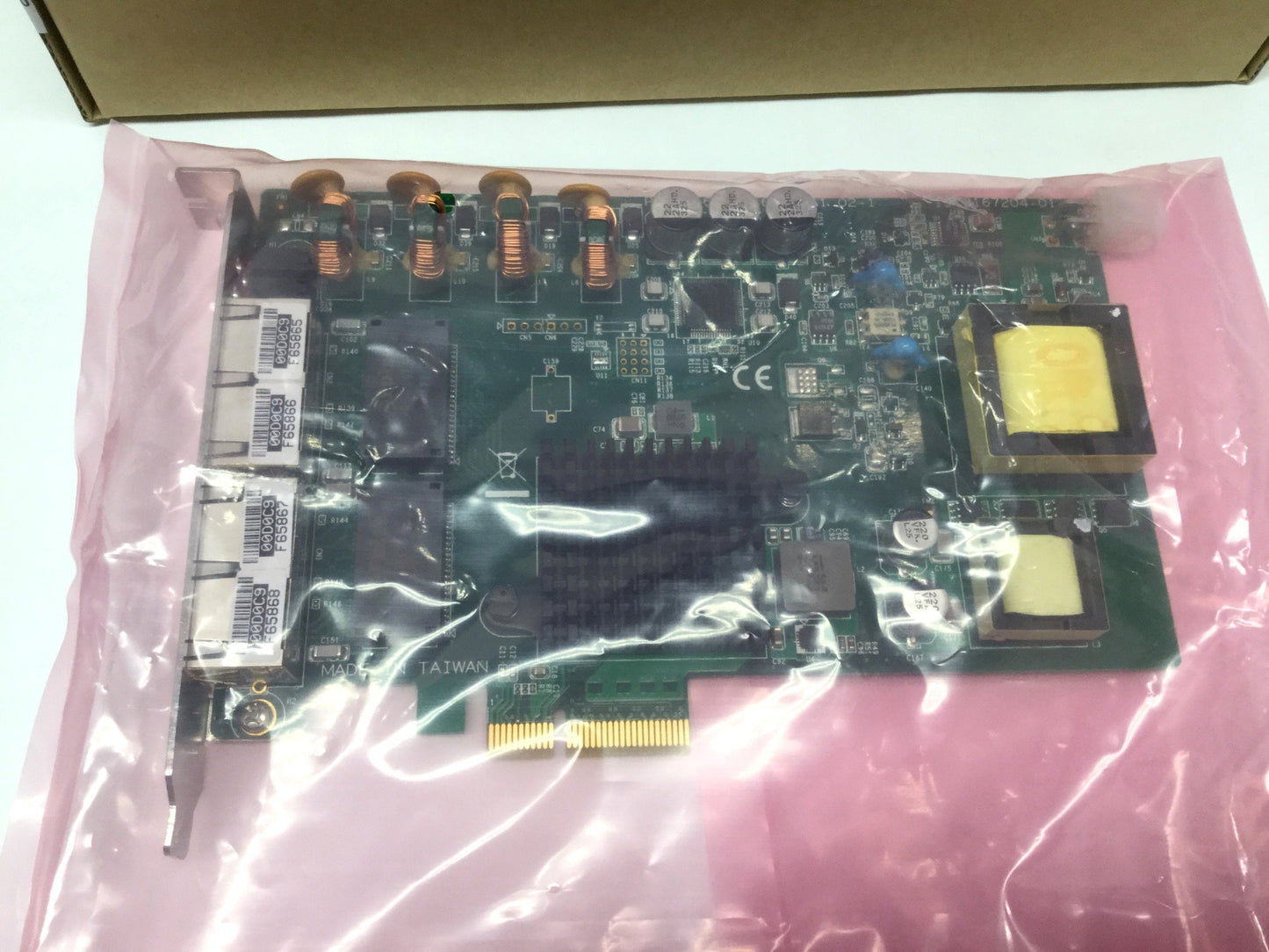 New Advantech PCIE-1674PC 4-Port Gigabit Ethernet Card 10/100/1000BaseT 802.3af PoE