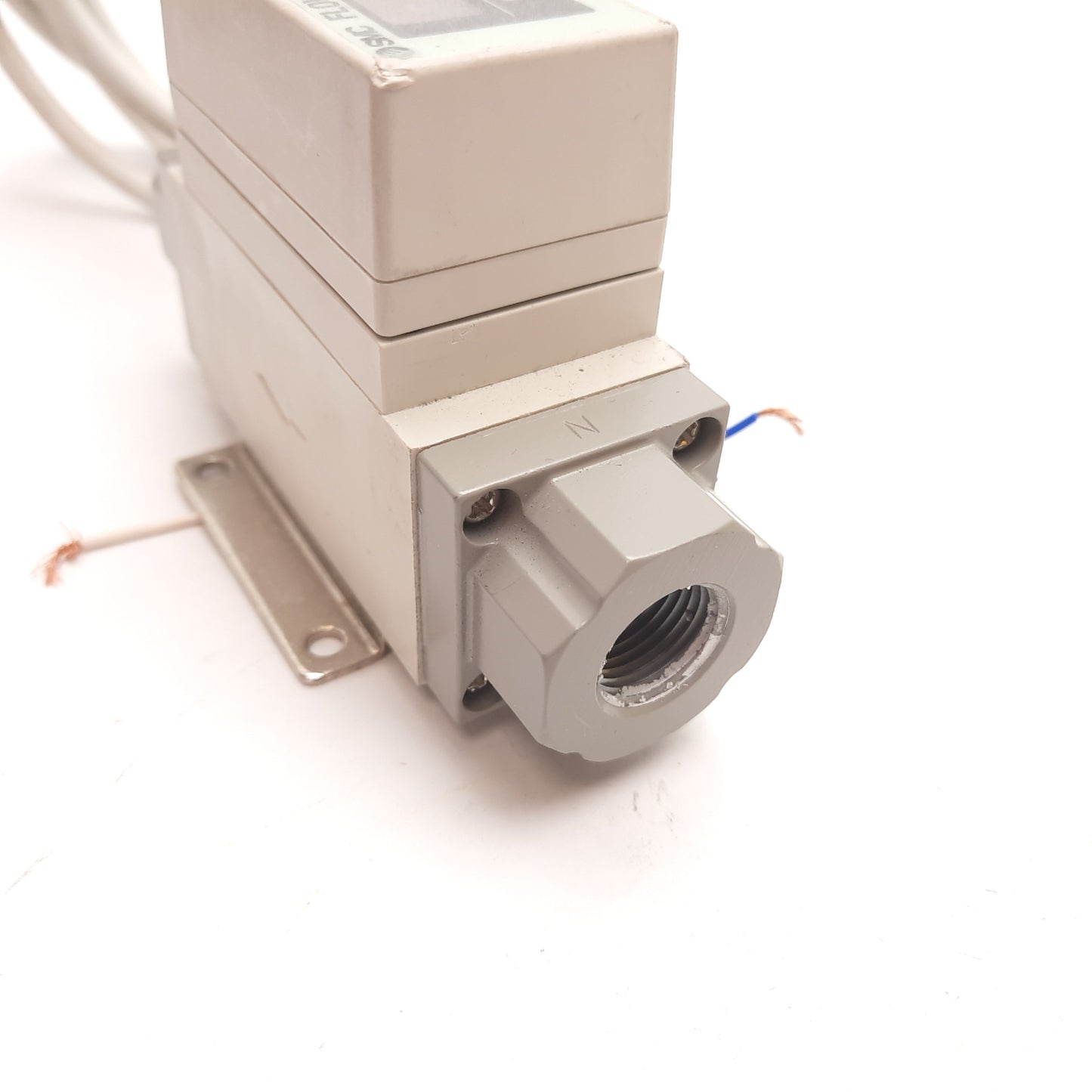Used SMC PF2A721-N03-67 Digital Flow Switch, 12-24VDC, 20-200L/min, 0.75MPa, PNP