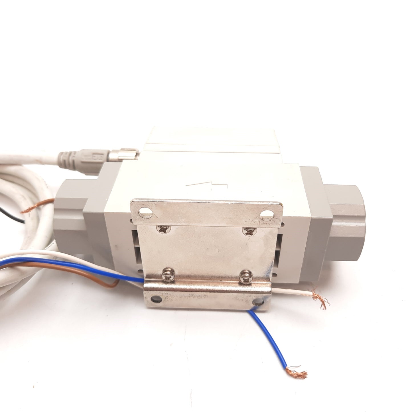 Used SMC PF2A721-N03-67 Digital Flow Switch, 12-24VDC, 20-200L/min, 0.75MPa, PNP